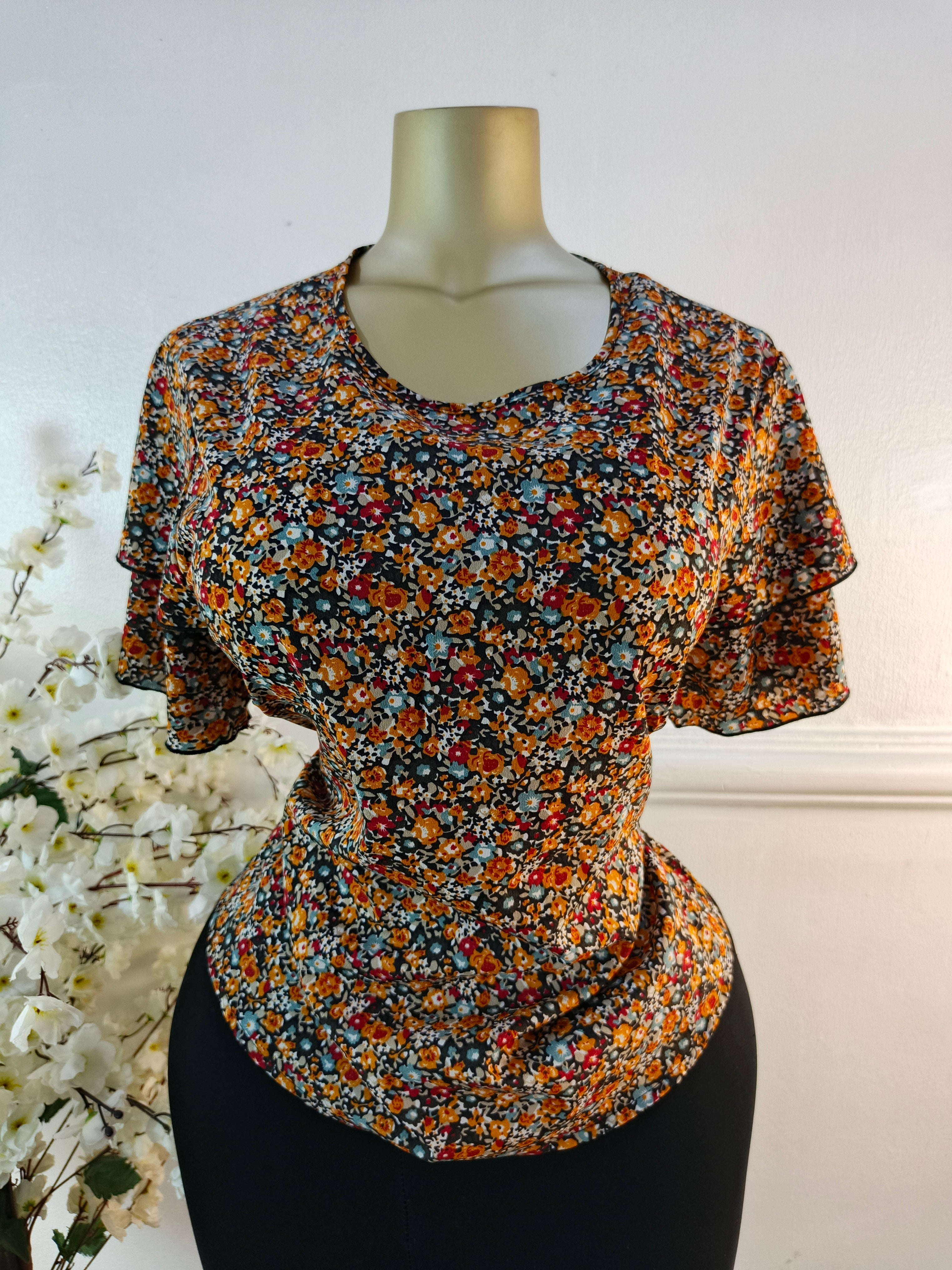 TOP UK SIZE 18