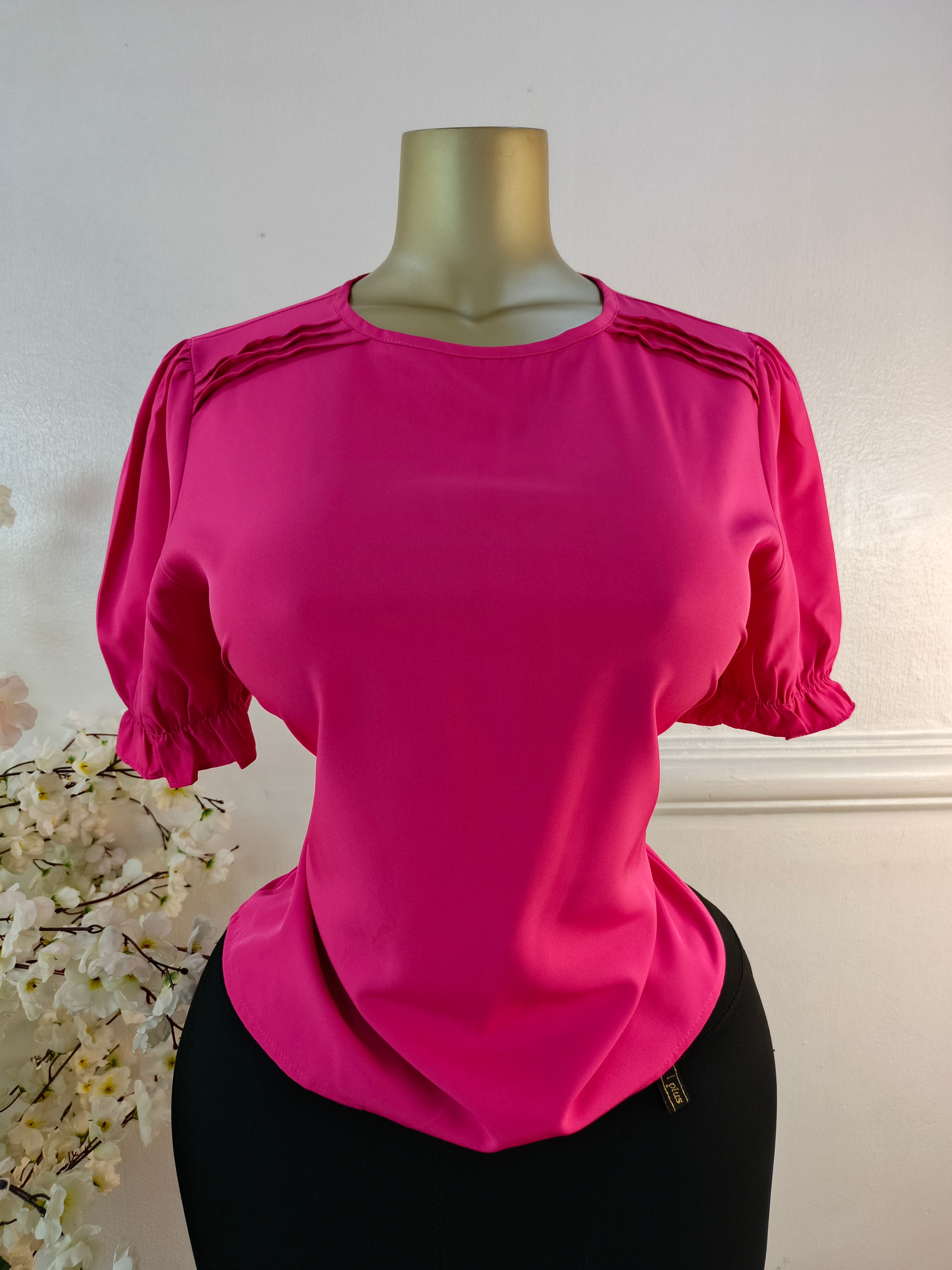 TOP UK SIZE 14