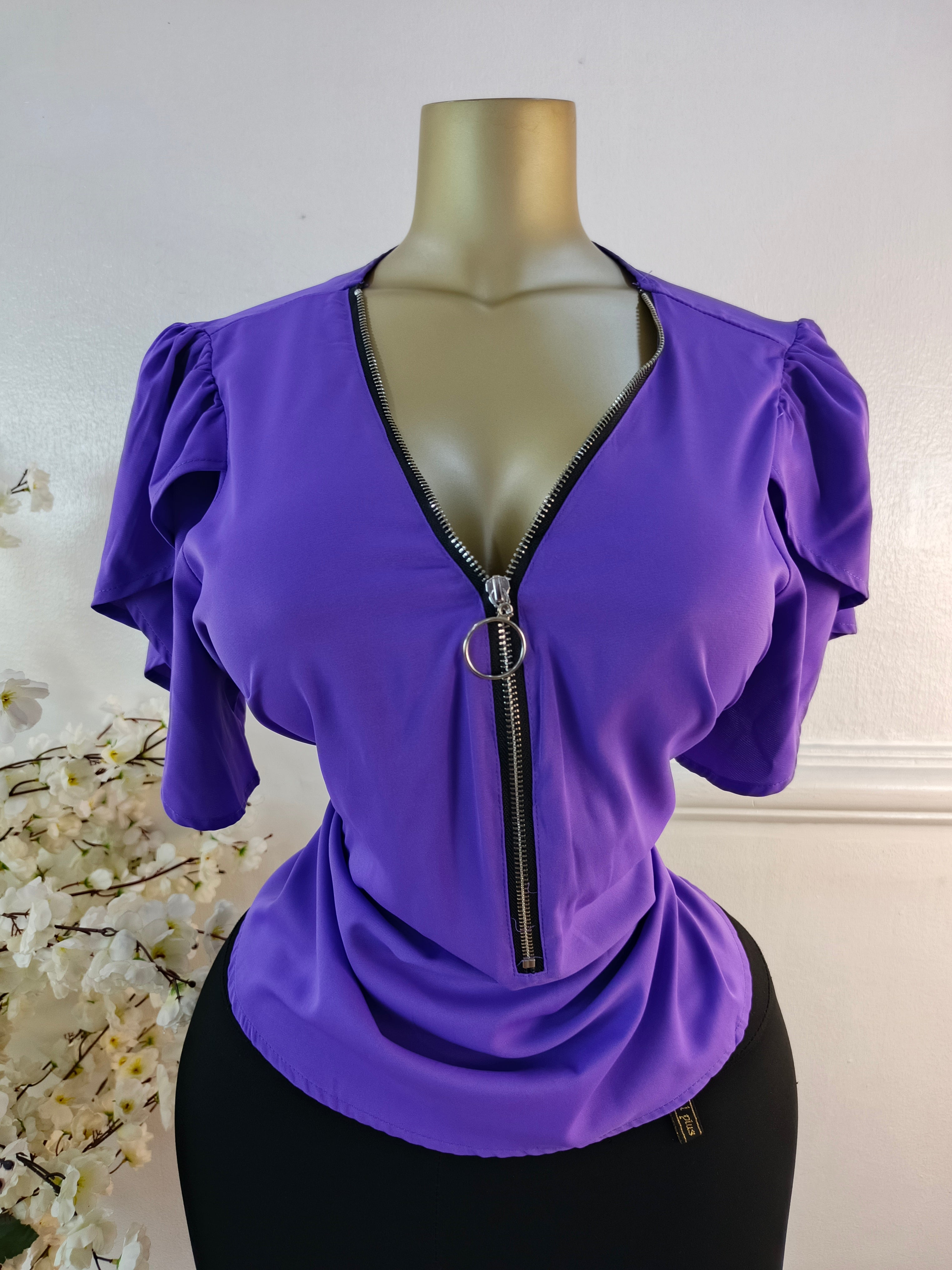 TOP UK SIZE 18
