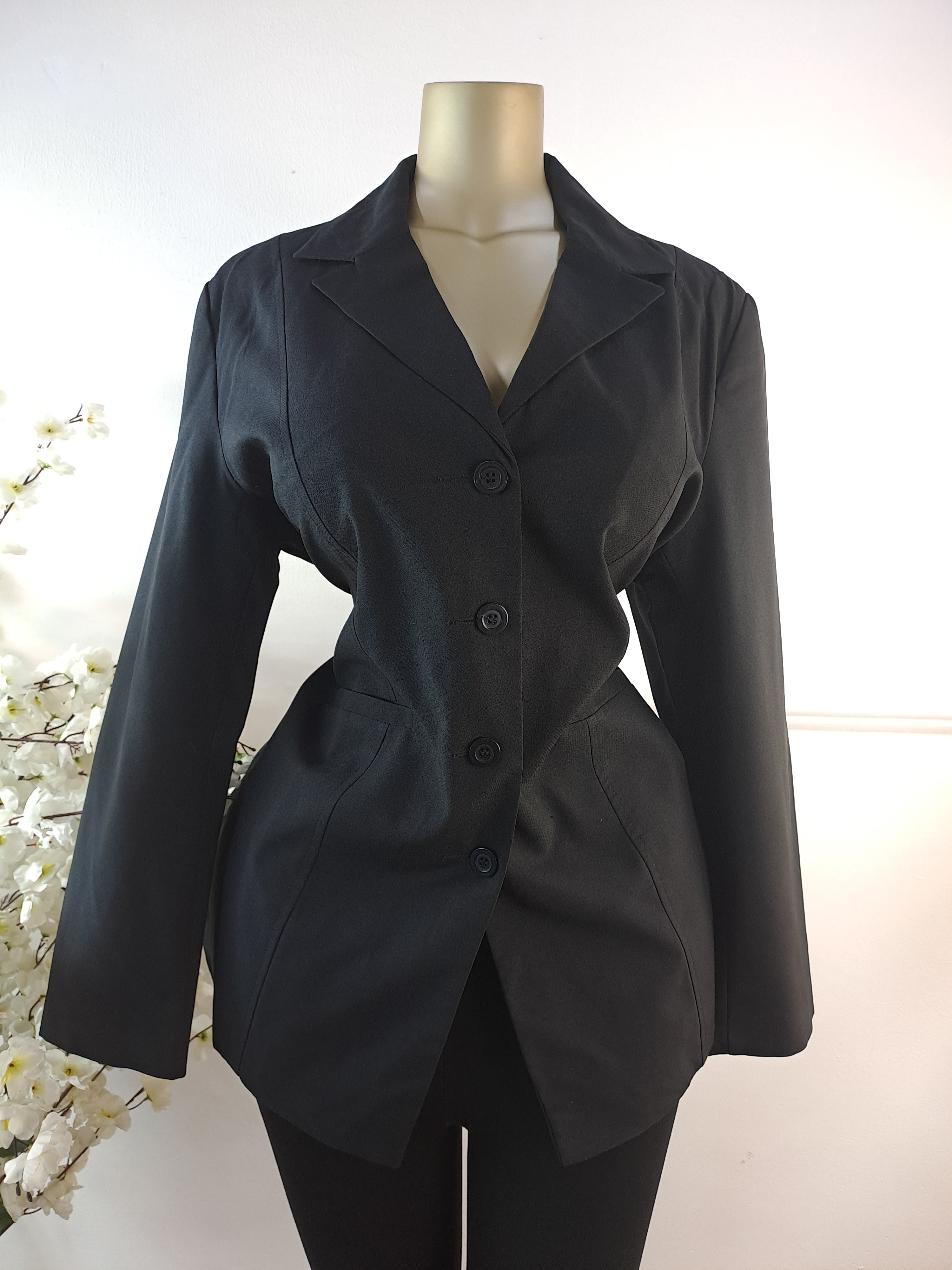 BONMARCHE UK SIZE 18 [LENGTH 33 INCHES]