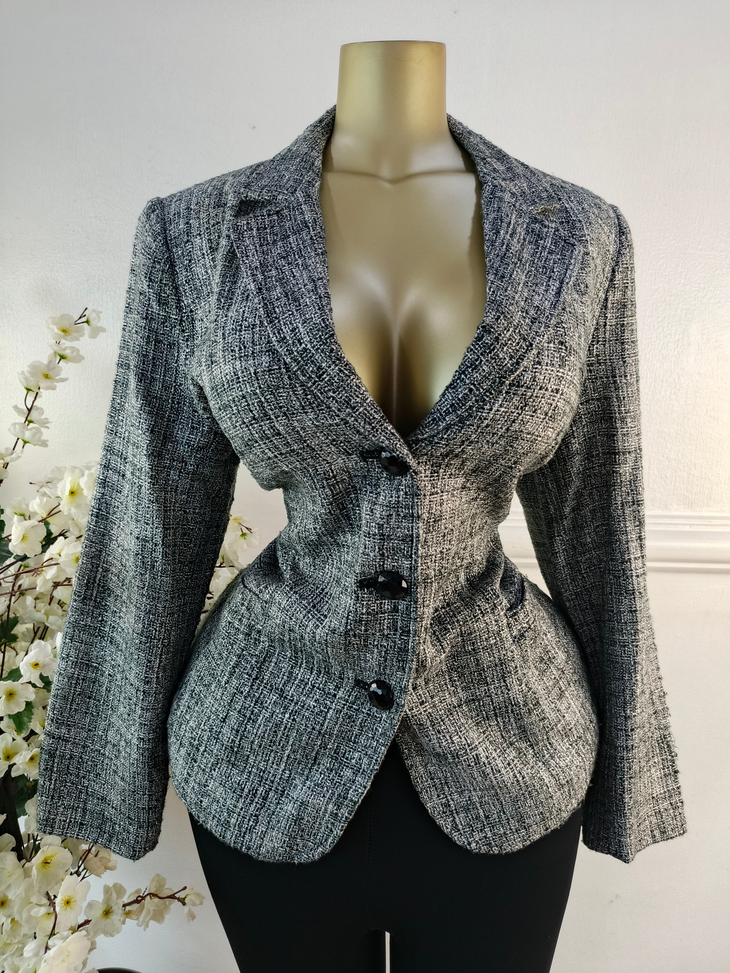 FAIR LADY UK SIZE 16 [LENGTH 23 INCHES]
