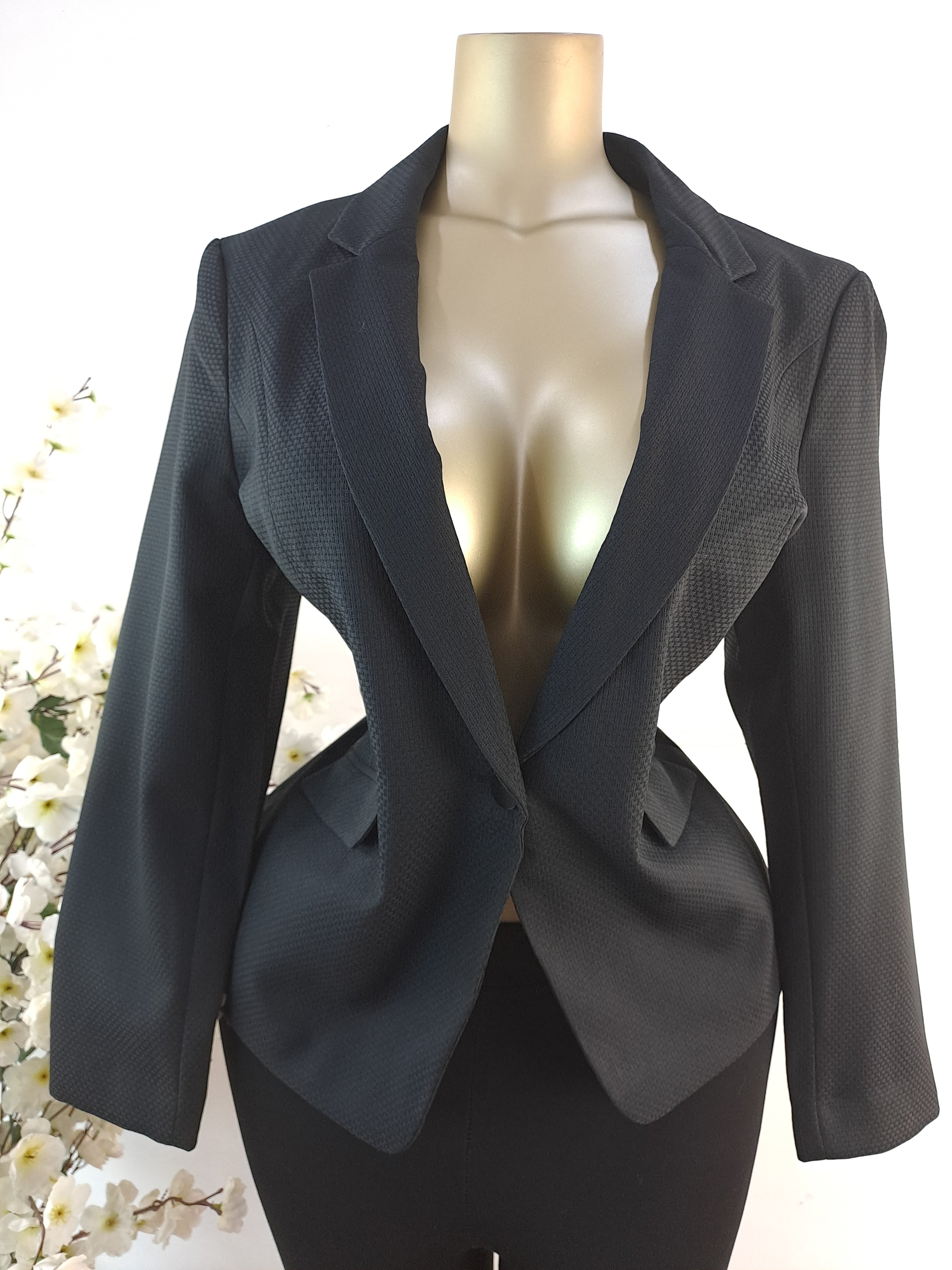 BLAZER UK SIZE 14 [LENGTH 28 INCHES]