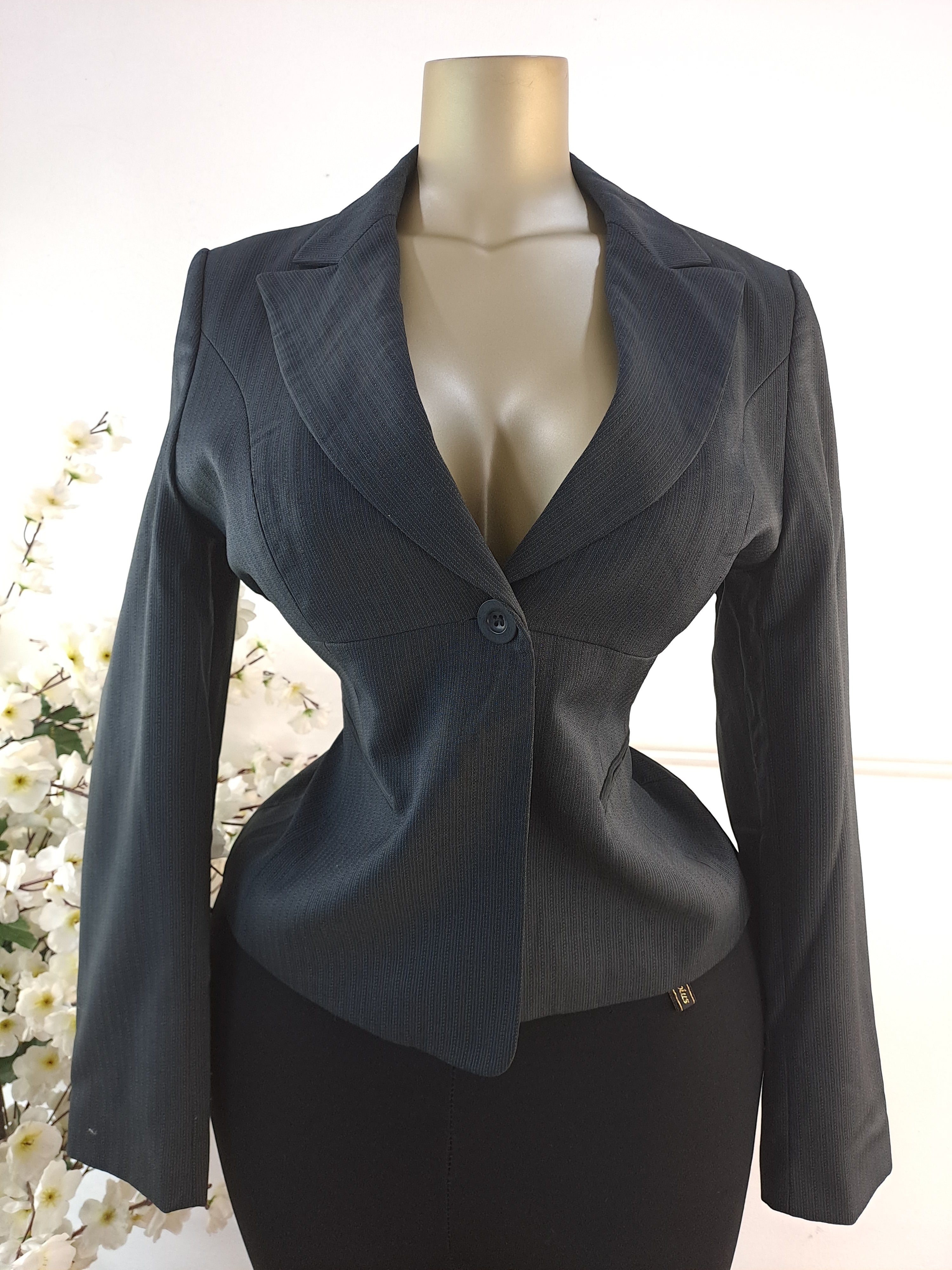 BLAZER UK SIZE 10 [LENGTH 25 INCHES]