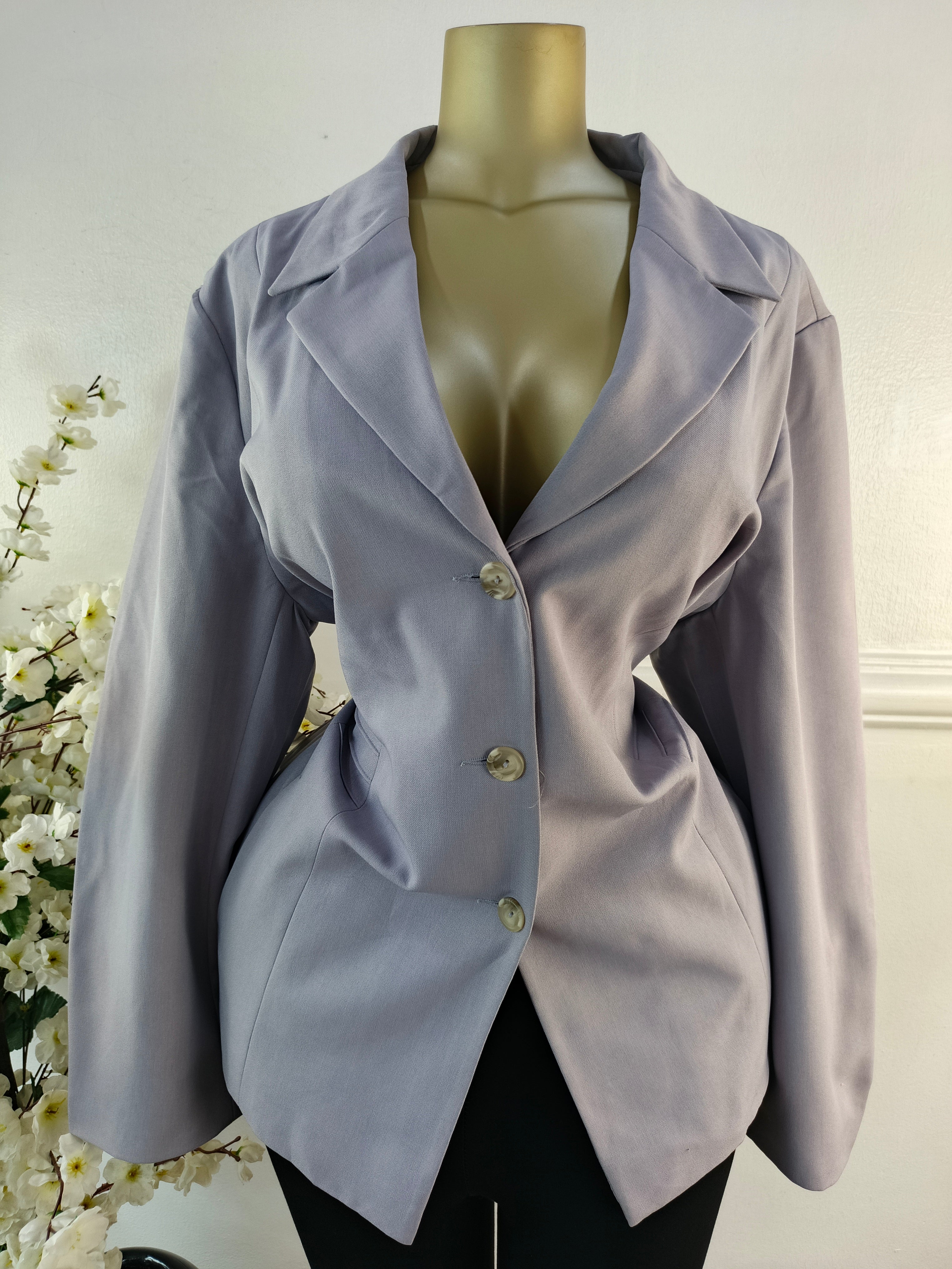 BLAZER UK SIZE 22 [LENGTH 33 INCHES]