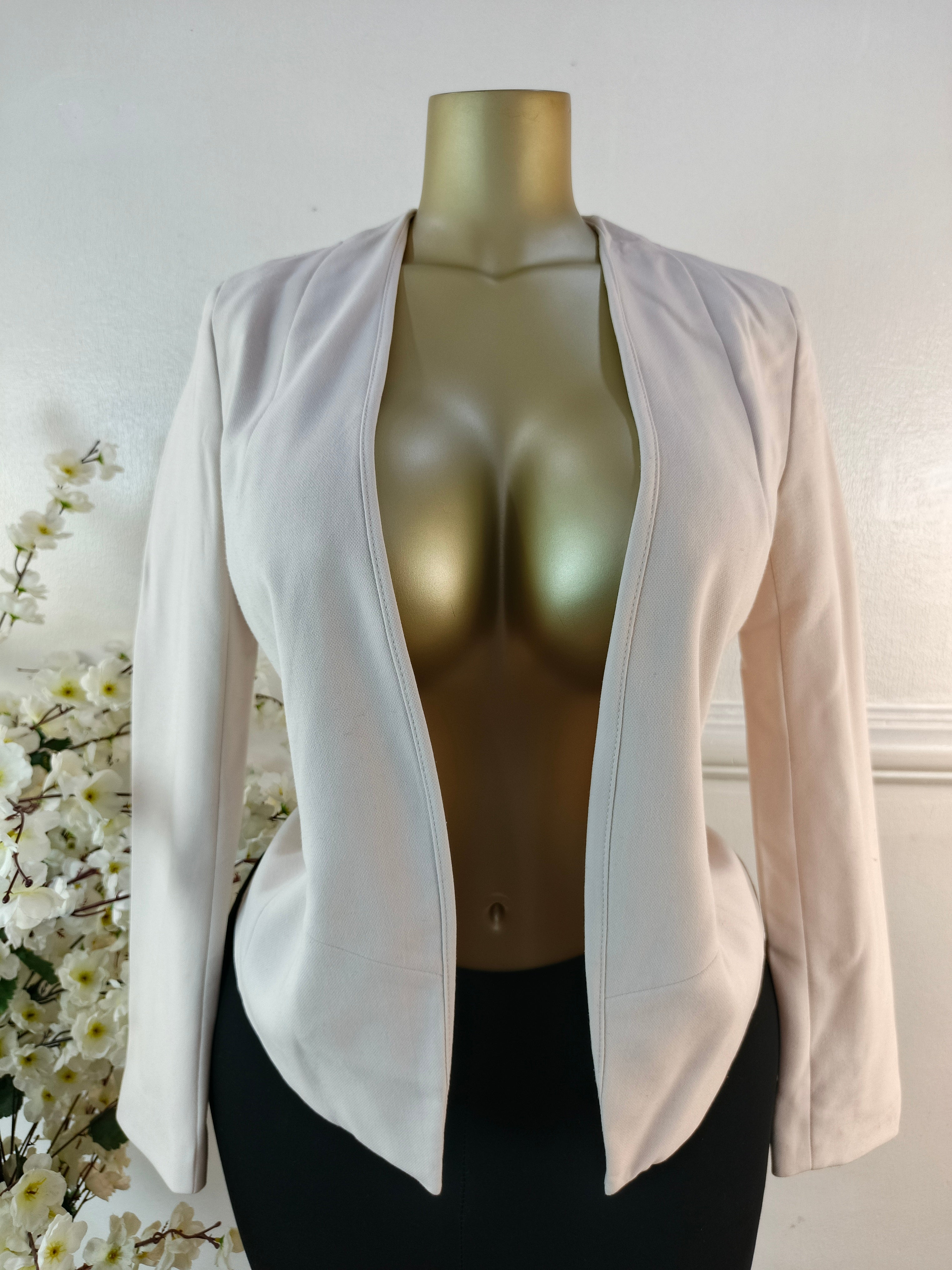 BLAZER UK SIZE 8 [LENGTH 24 INCHES]