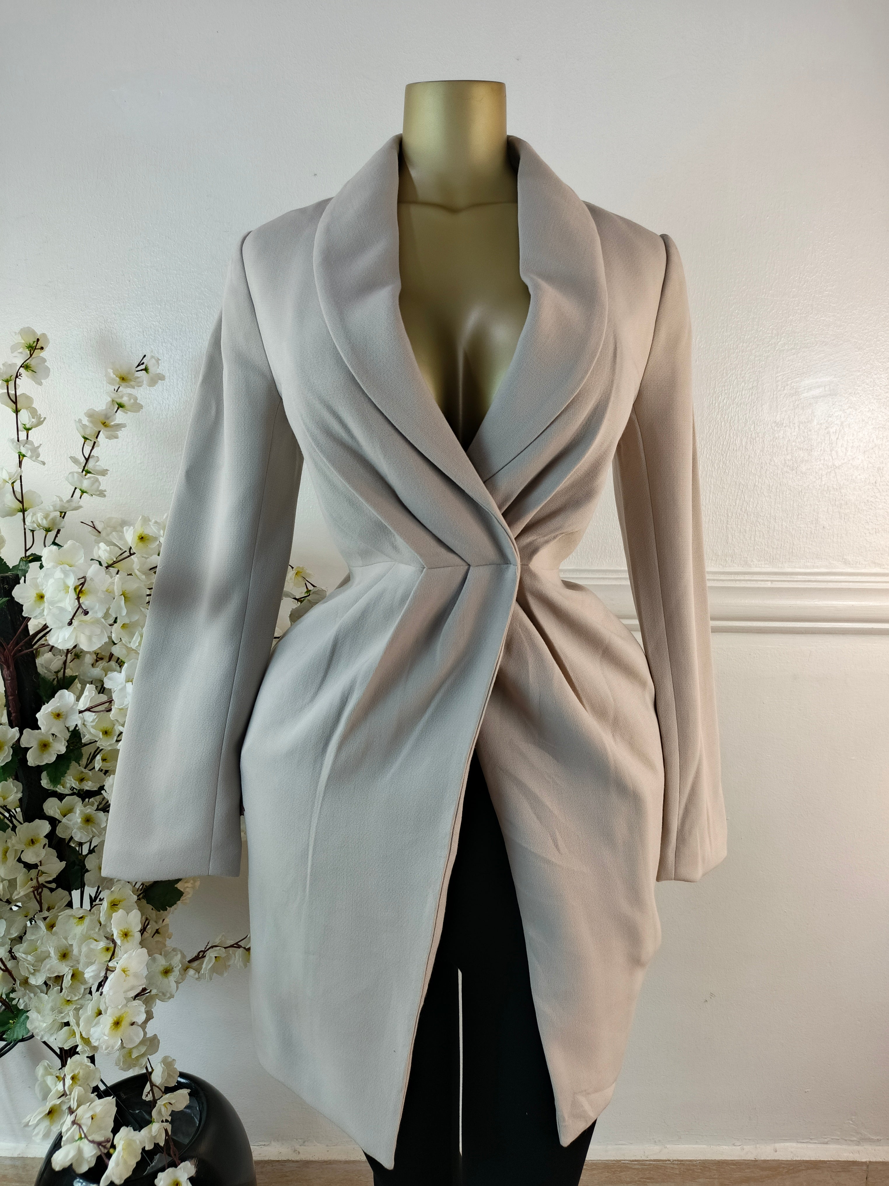 H&M UK SIZE 10 [LENGTH 37 INCHES]