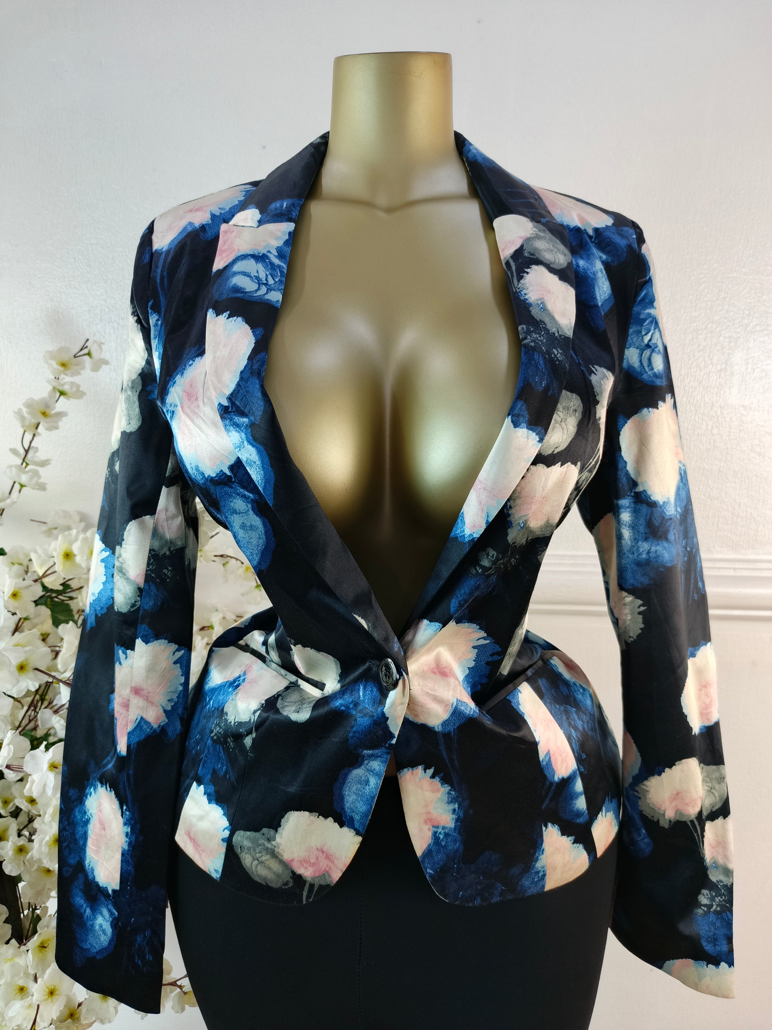 RIVER ISLAND UK SIZE 8 [LENGTH 26 INCHES]