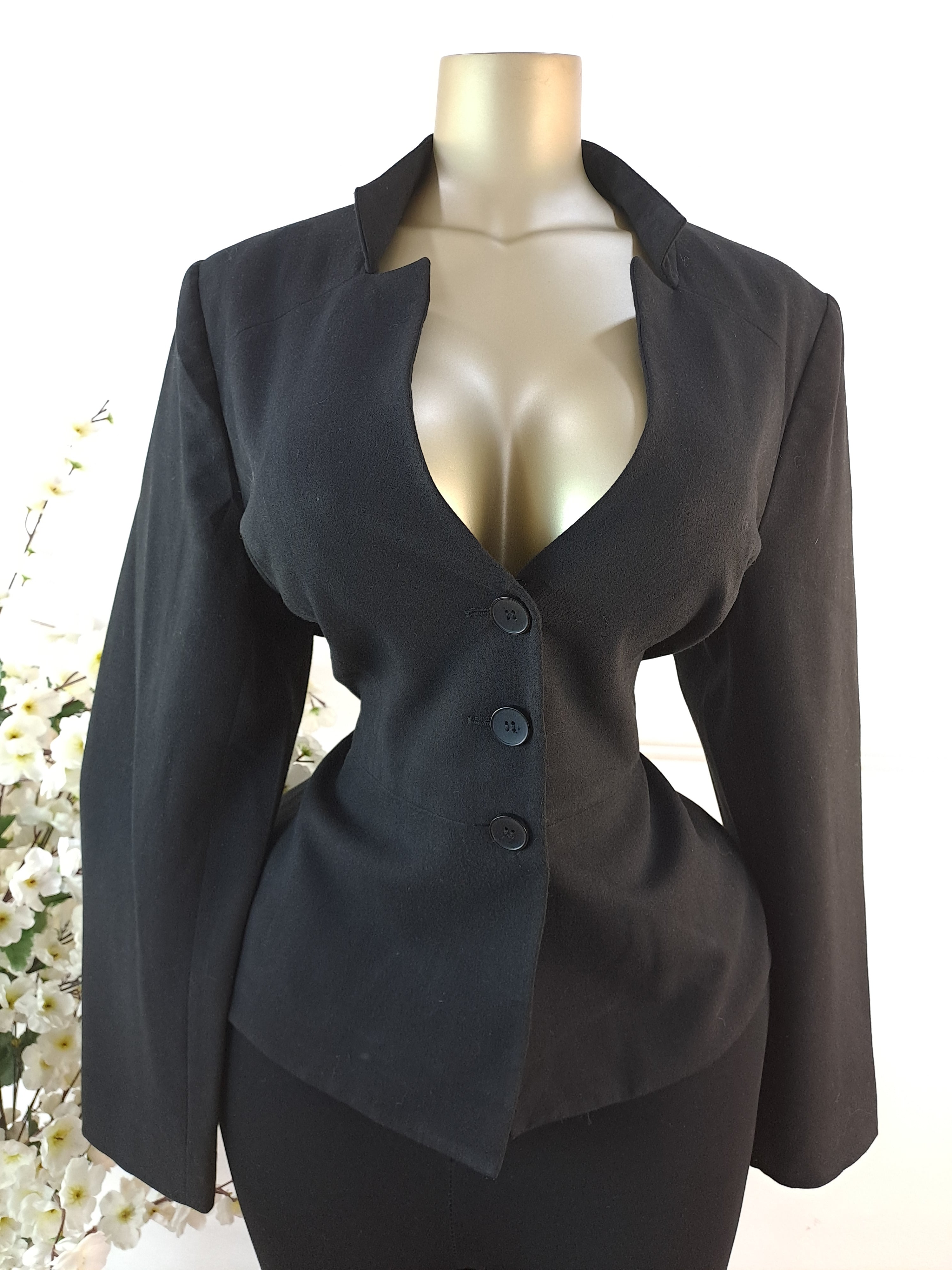 DEBENHAMS UK SIZE 18 [LENGTH 27 INCHES]