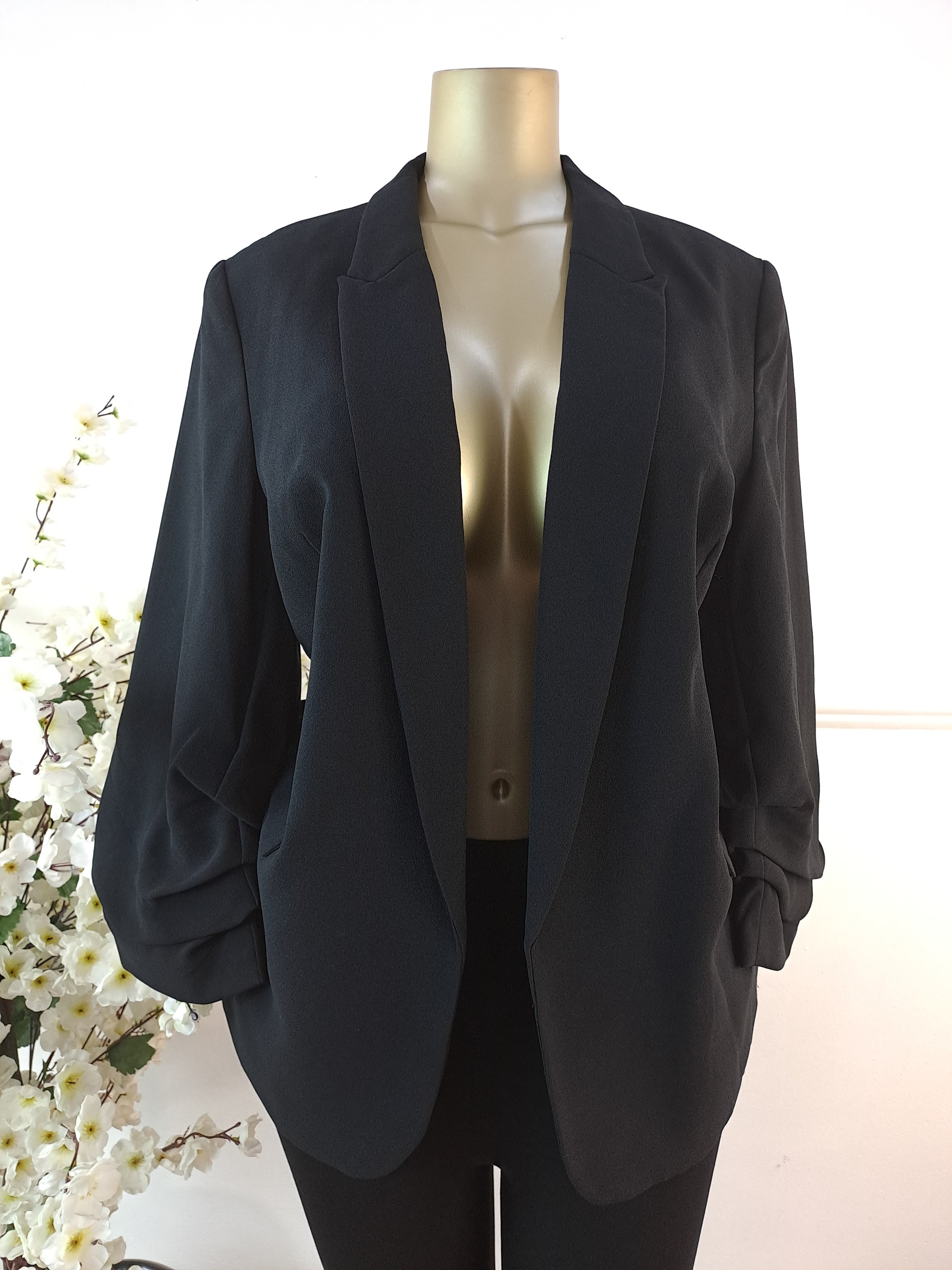 M&S UK SIZE 18 [LENGTH 31 INCHES]