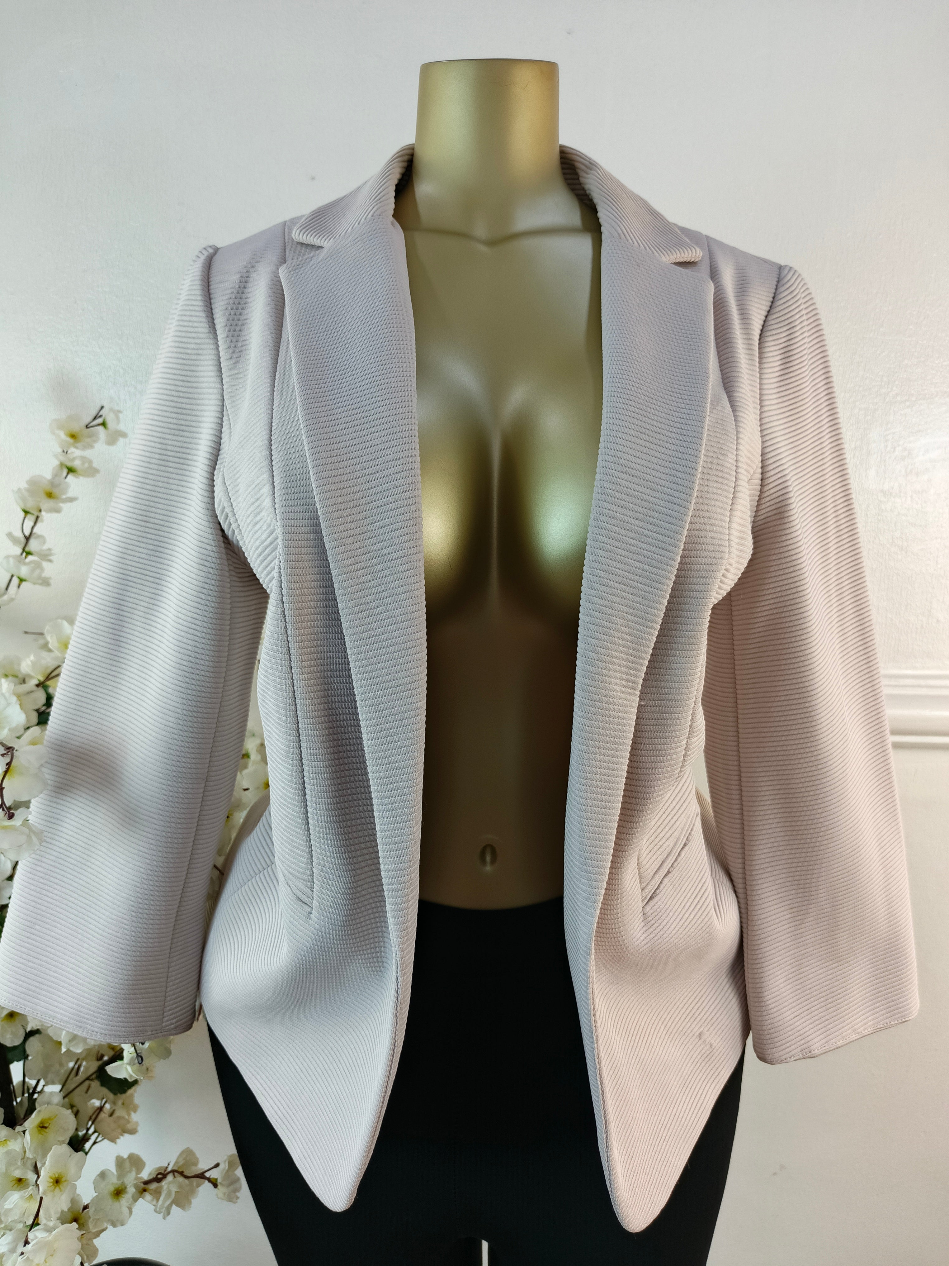 WALLIS UK SIZE 18 [LENGTH 27 INCHES]