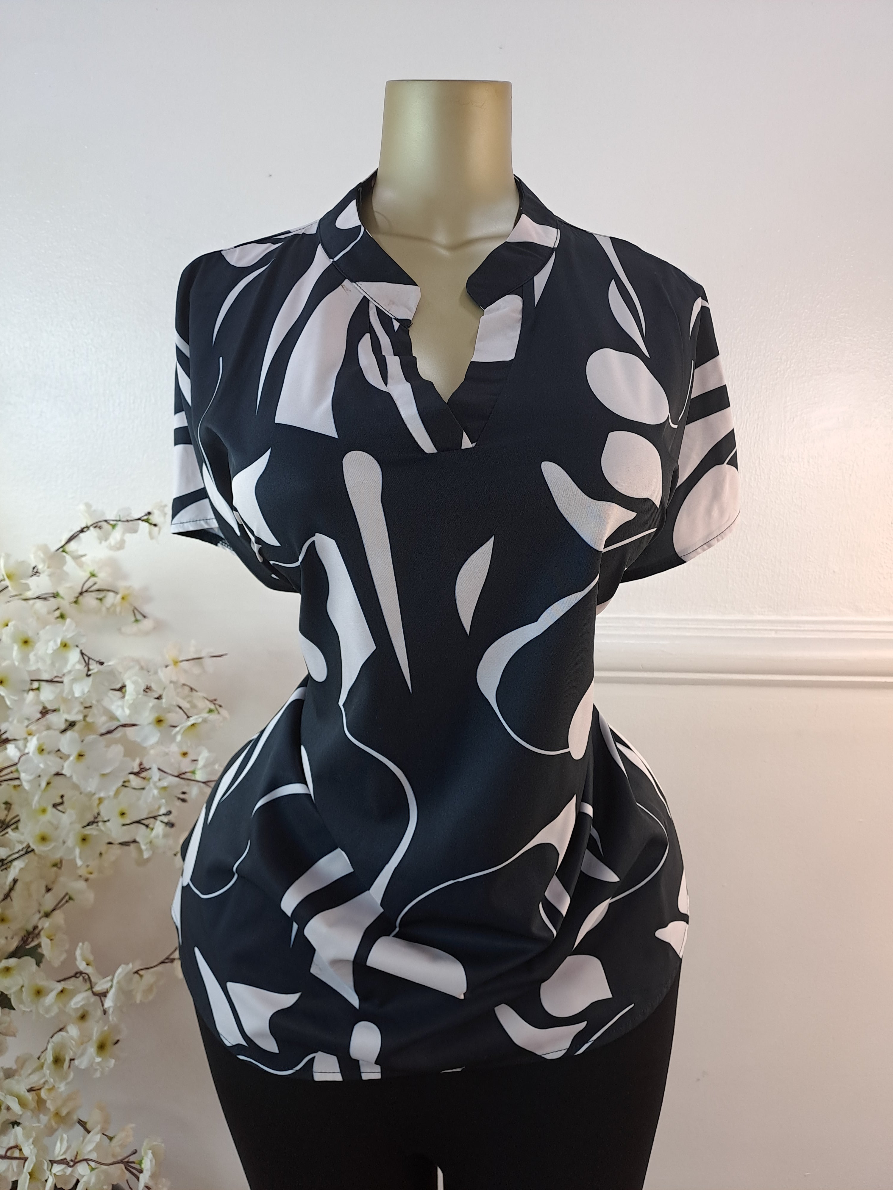 TOP UK SIZE 24
