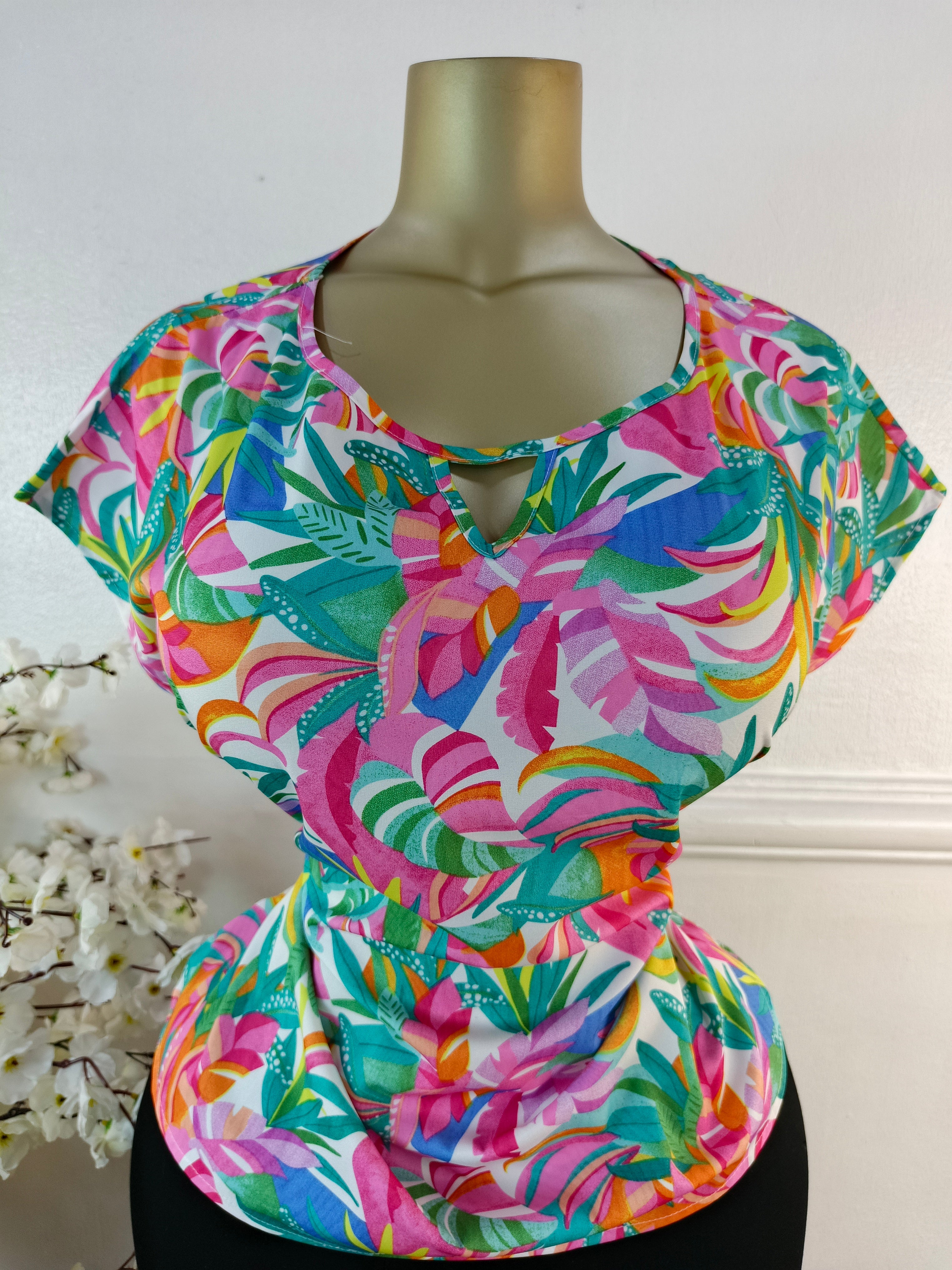 TOP UK SIZE 18