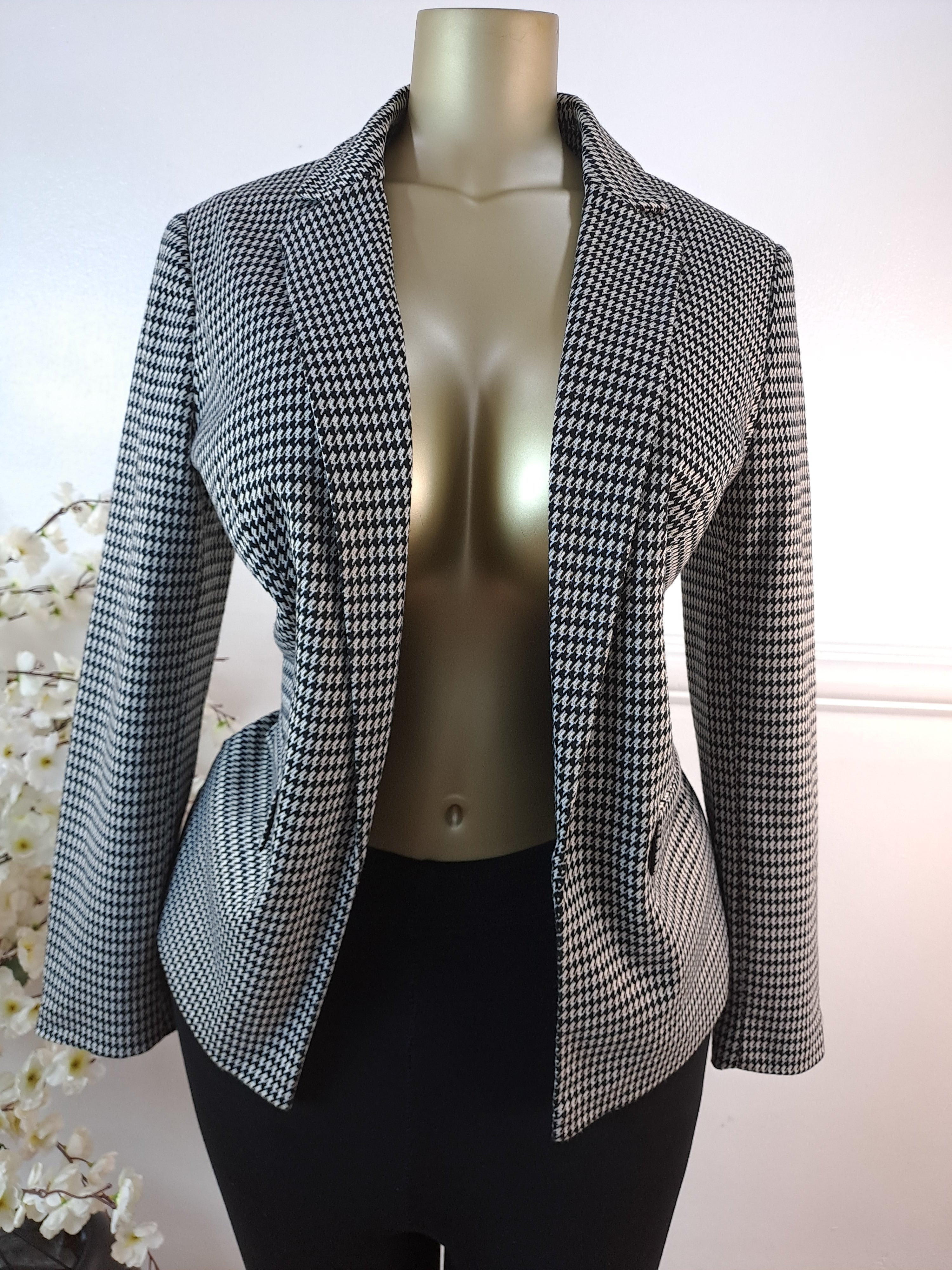 TU WOMAN UK SIZE 12 [LENGTH 28 INCHES]