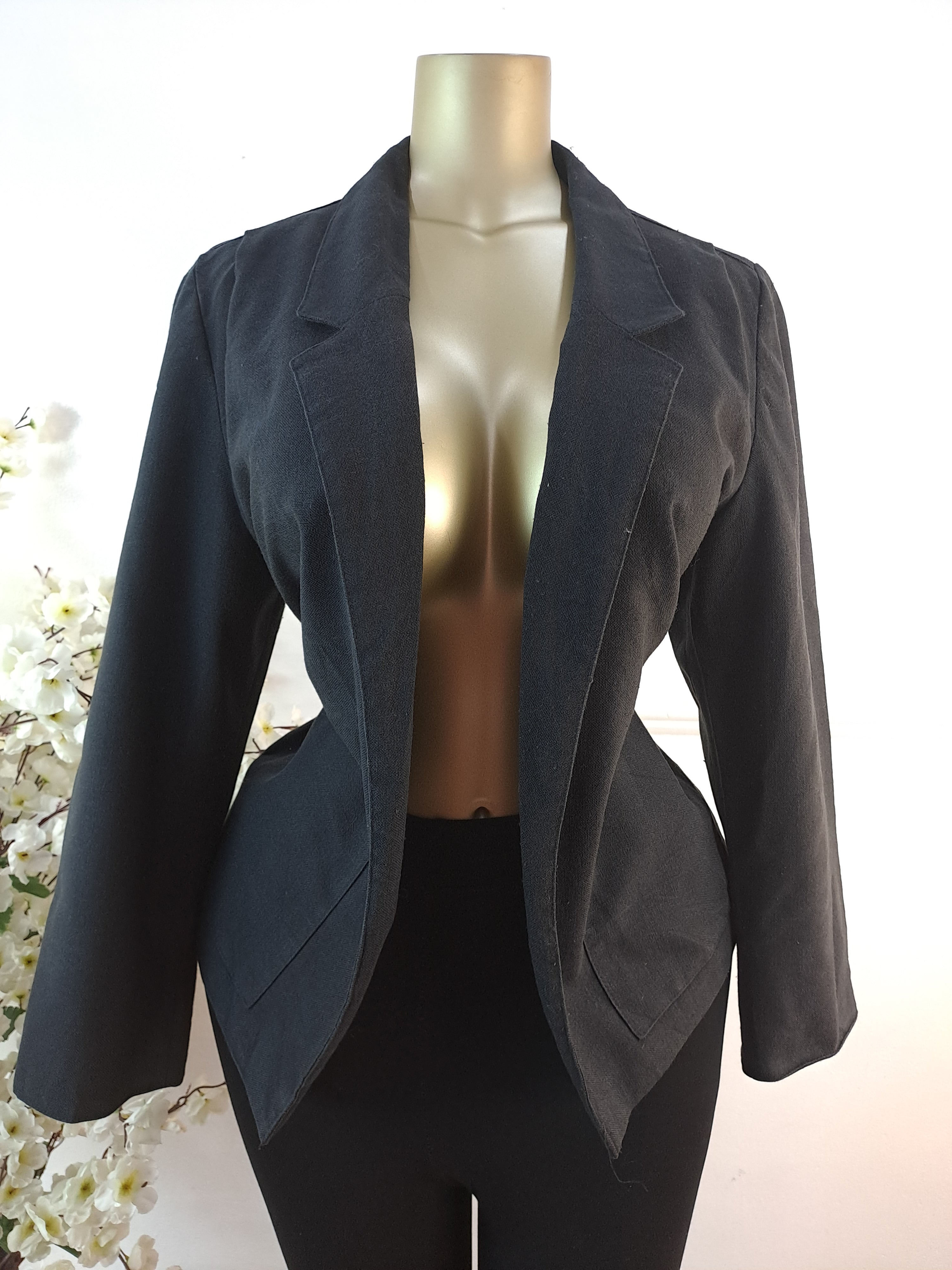 BLAZER UK SIZE 12 [LENGTH 27 INCHES]