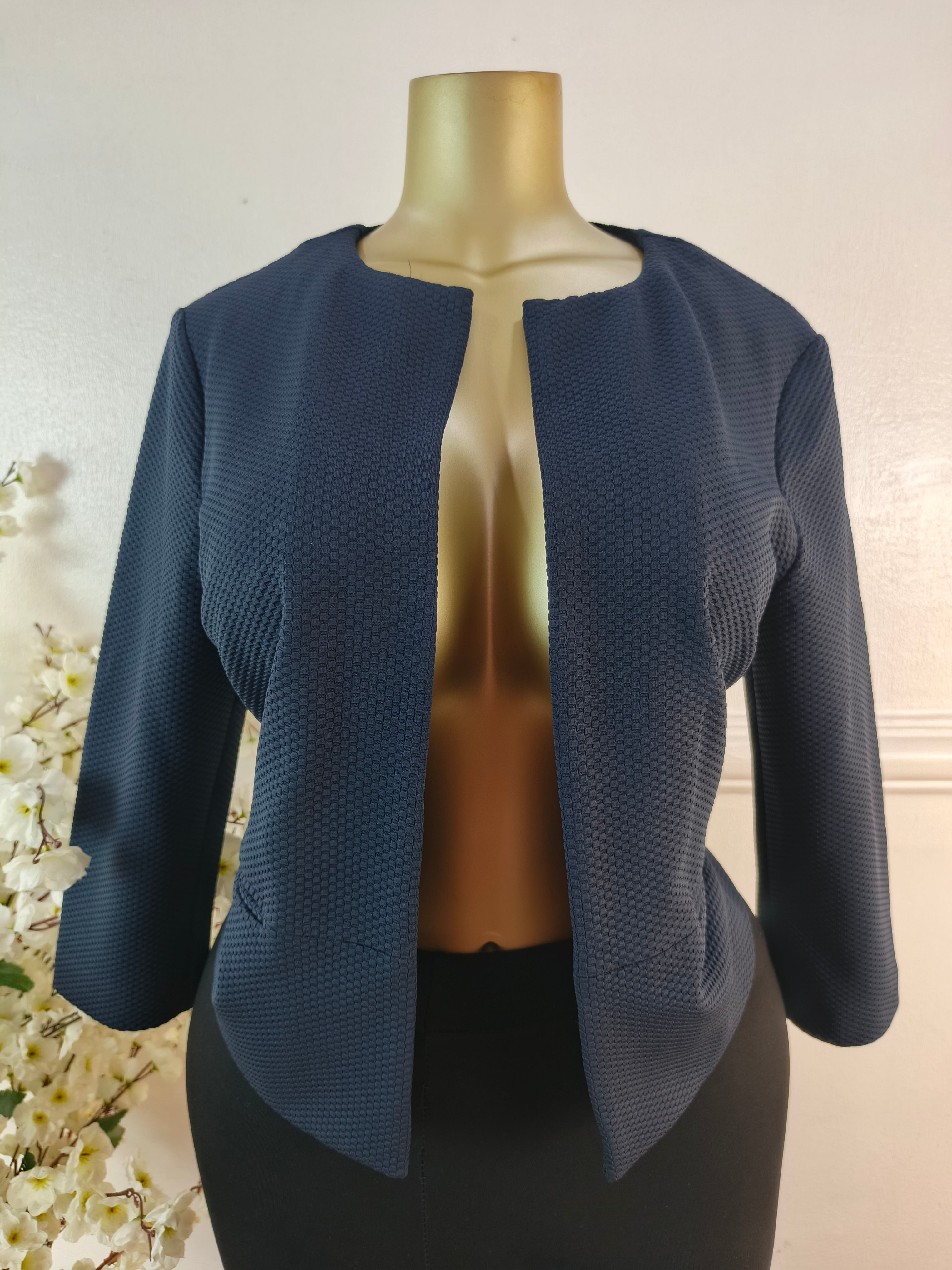 DEBENHAMS UK SIZE 14 [LENGTH 24 INCHES]