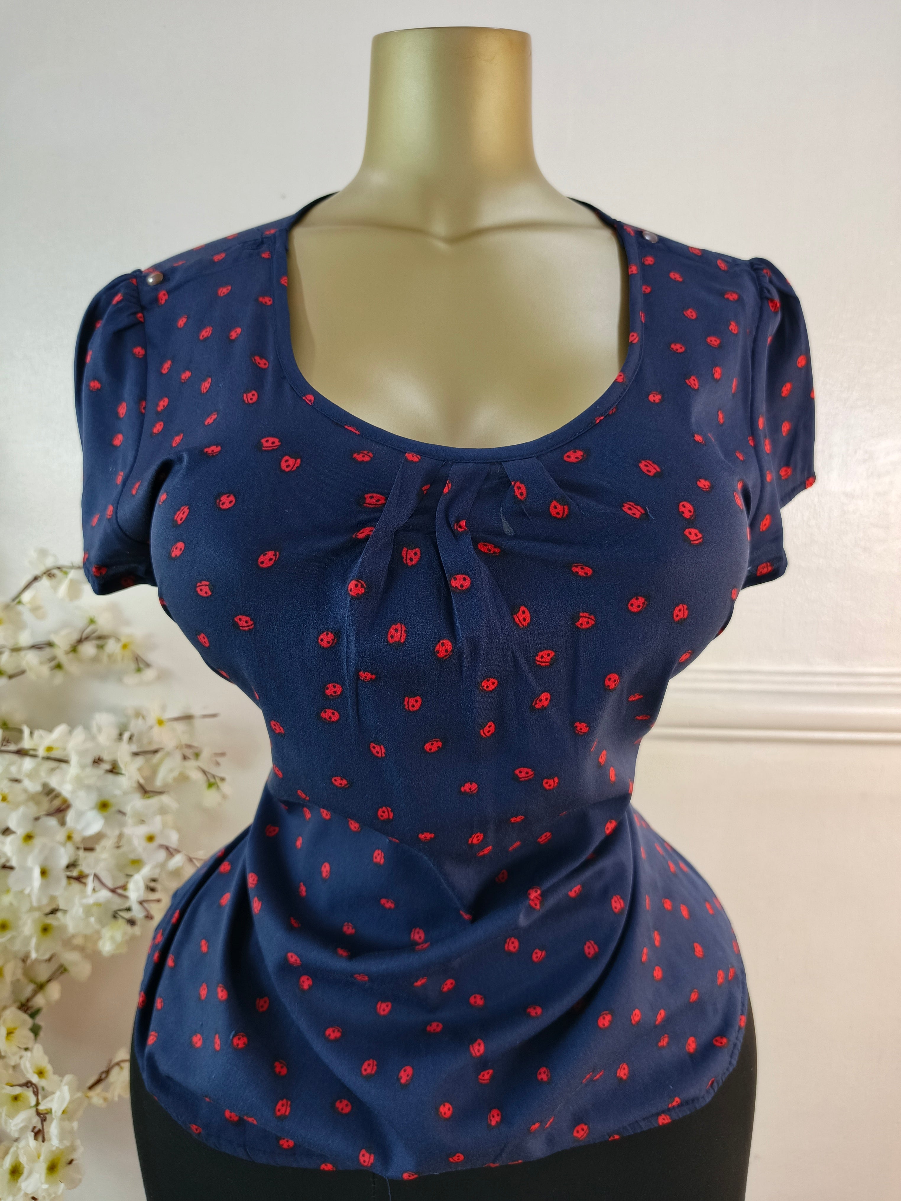 DUNNES UK SIZE 16
