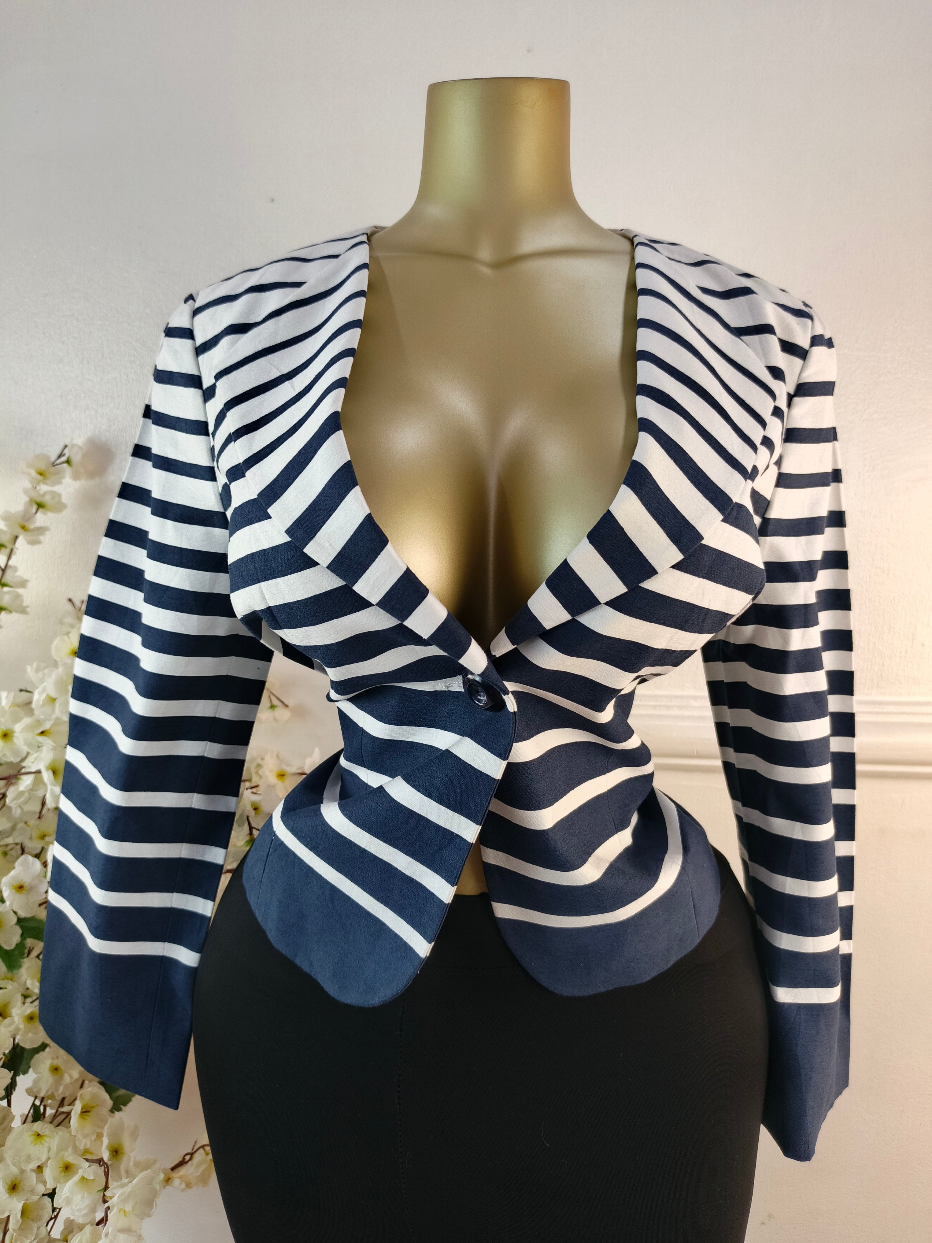 CC UK SIZE 14 [LENGTH 24 INCHES]