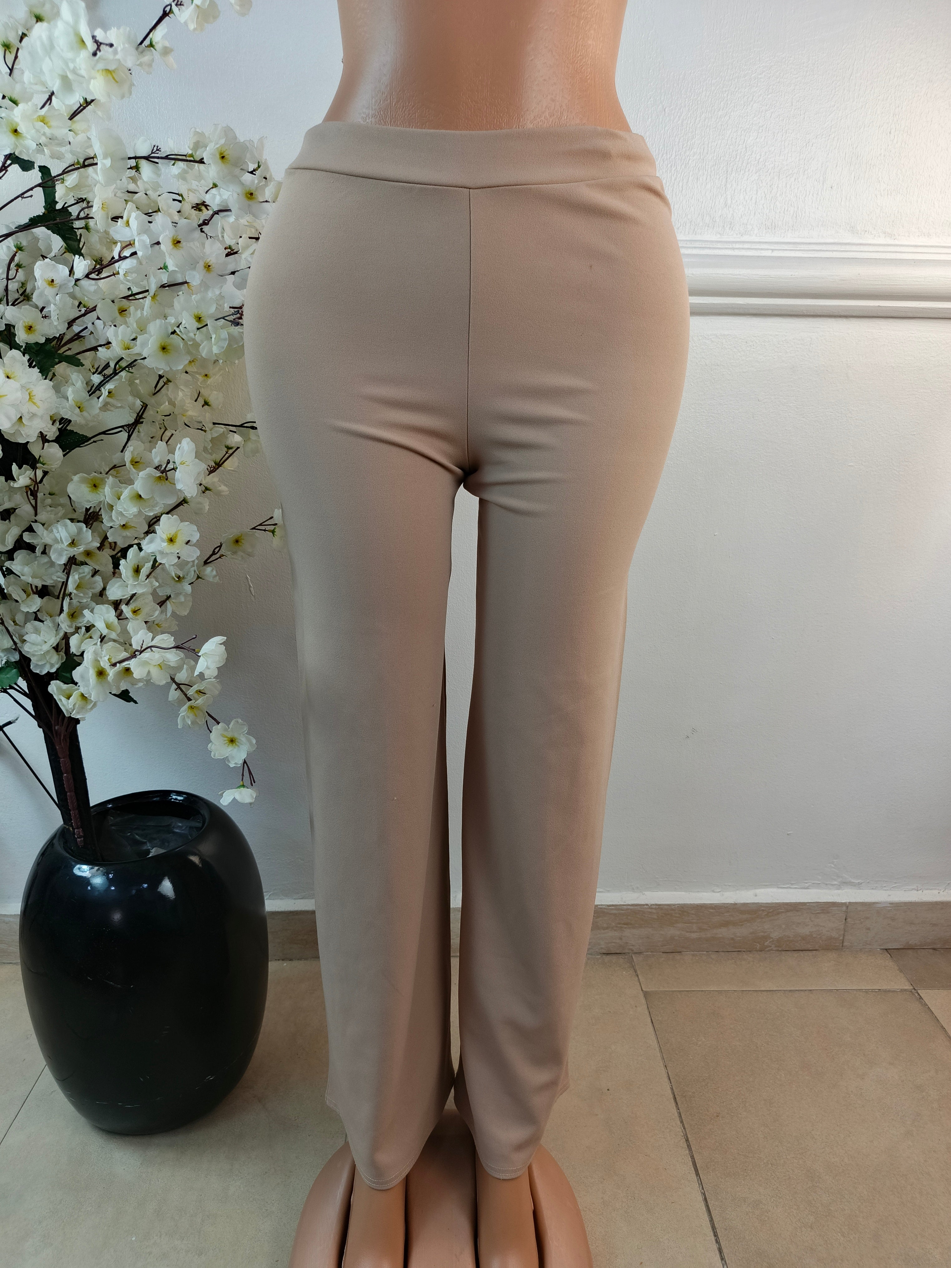 BOOHOO UK SIZE 6 [LENGTH 42 INCHES]