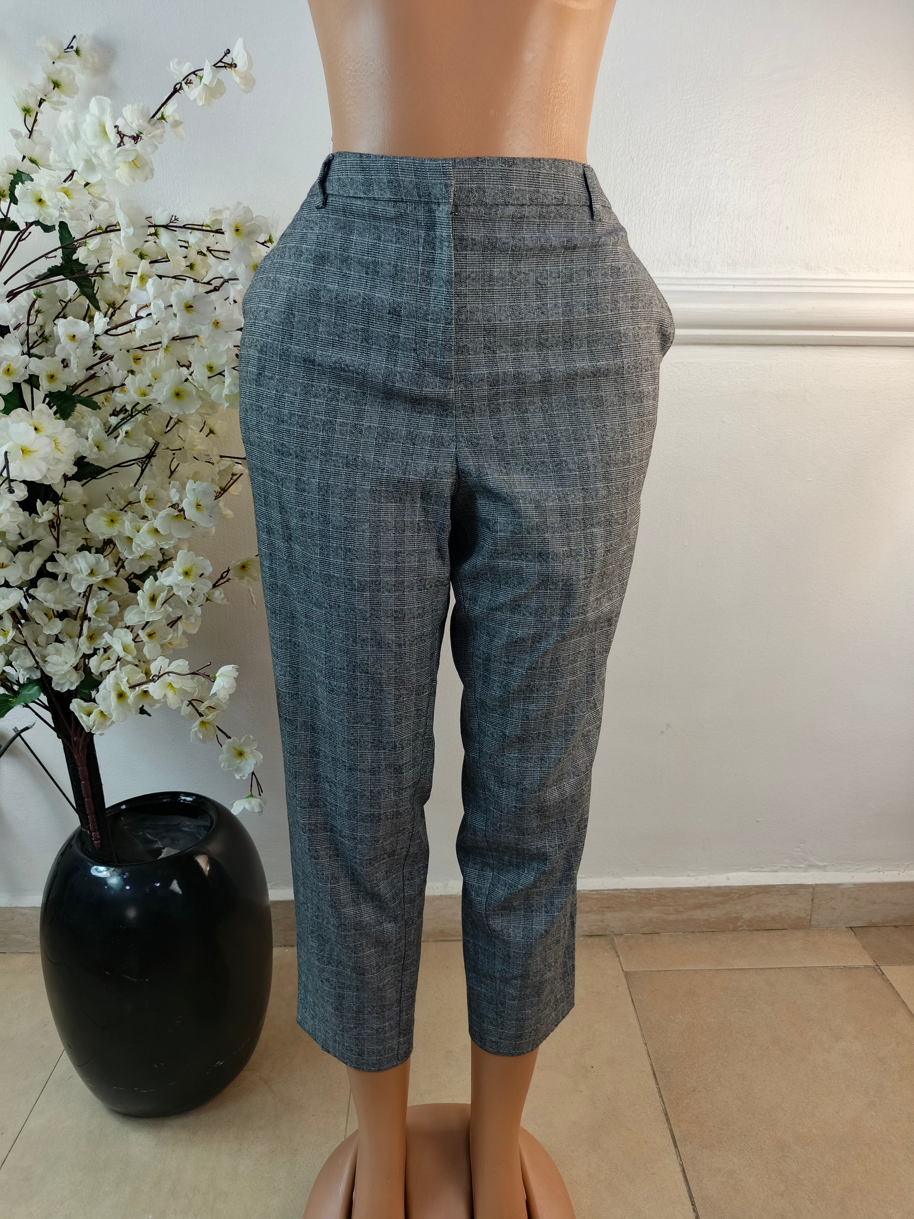 TU WOMAN UK SIZE 18 [LENGTH 37 INCHES]