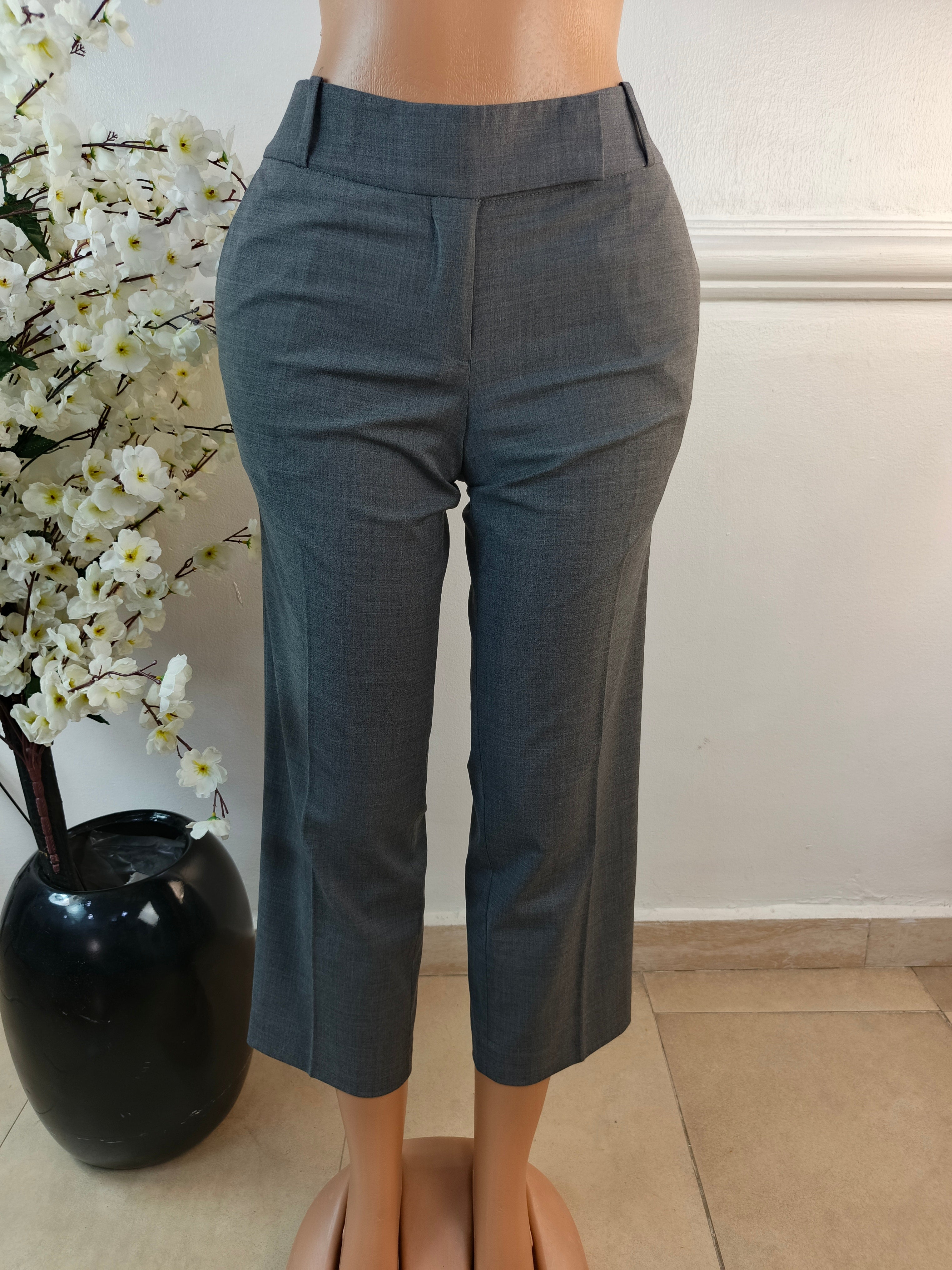 BROOK TAVERNER UK SIZE 16 [LENGTH 36 INCHES]