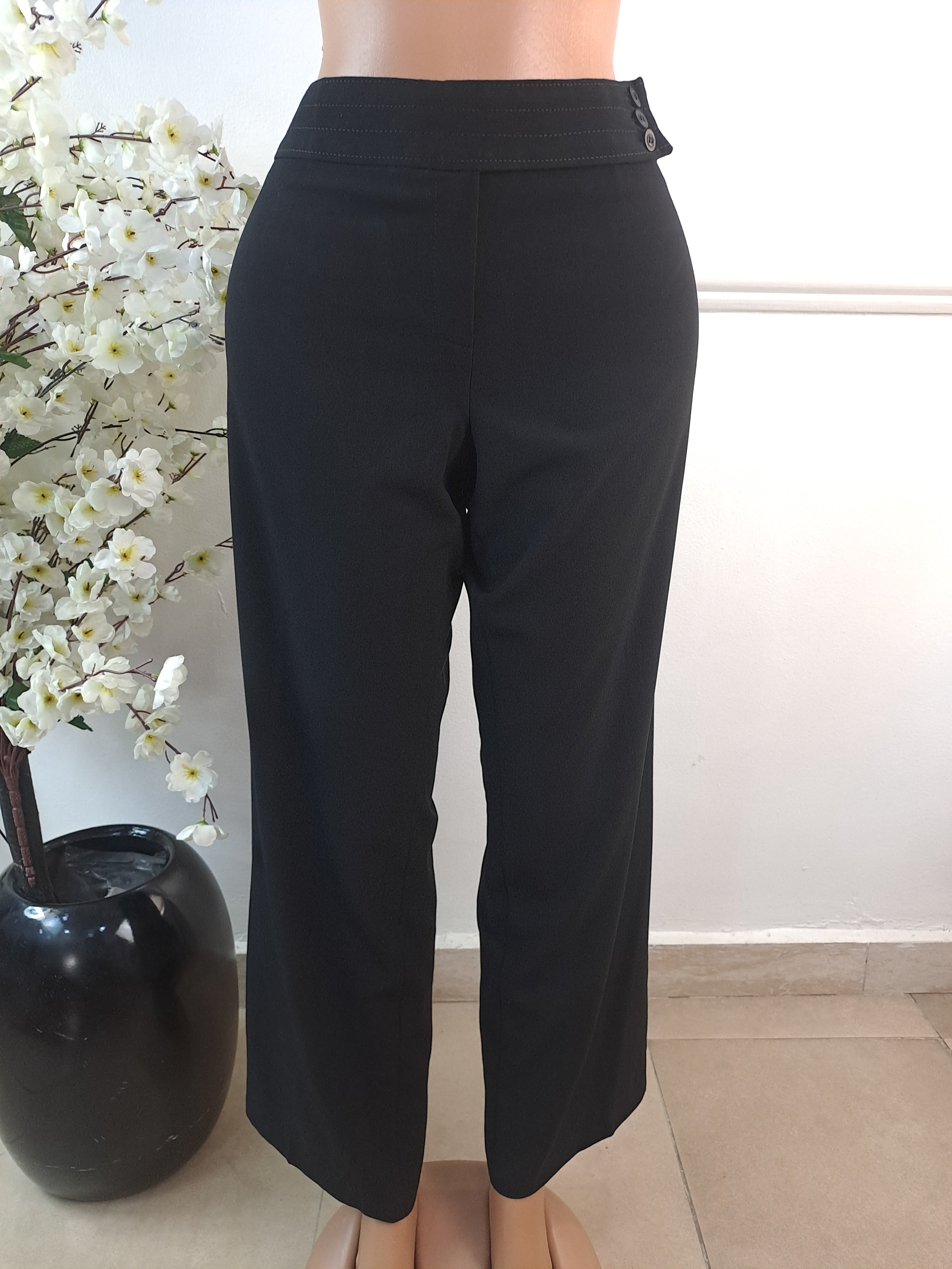 MARK & SPENCER UK SIZE 20 [LENGTH 40 INCHES]