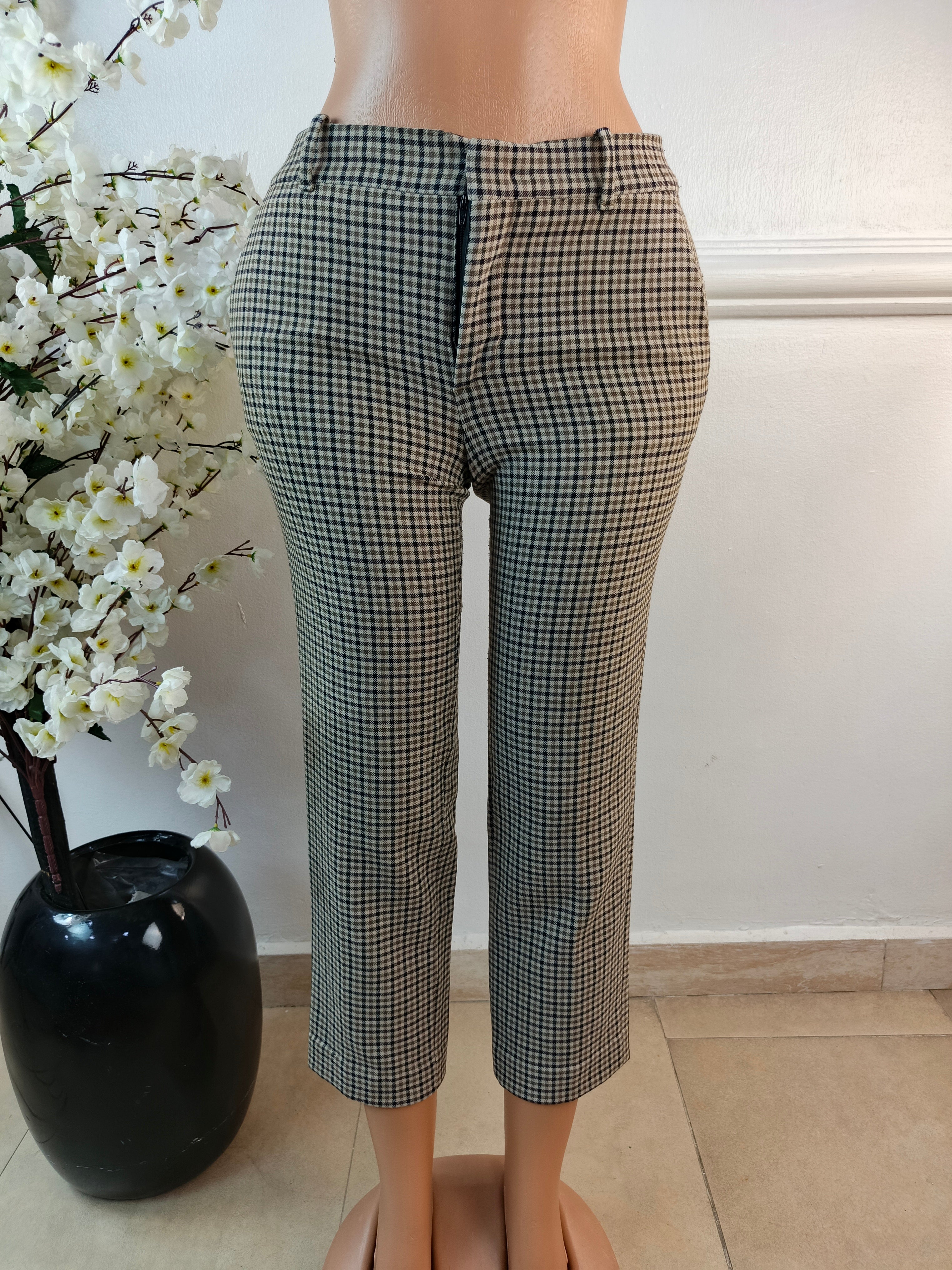 ZARA WOMAN UK SIZE 14 [LENGTH 35 INCHES]