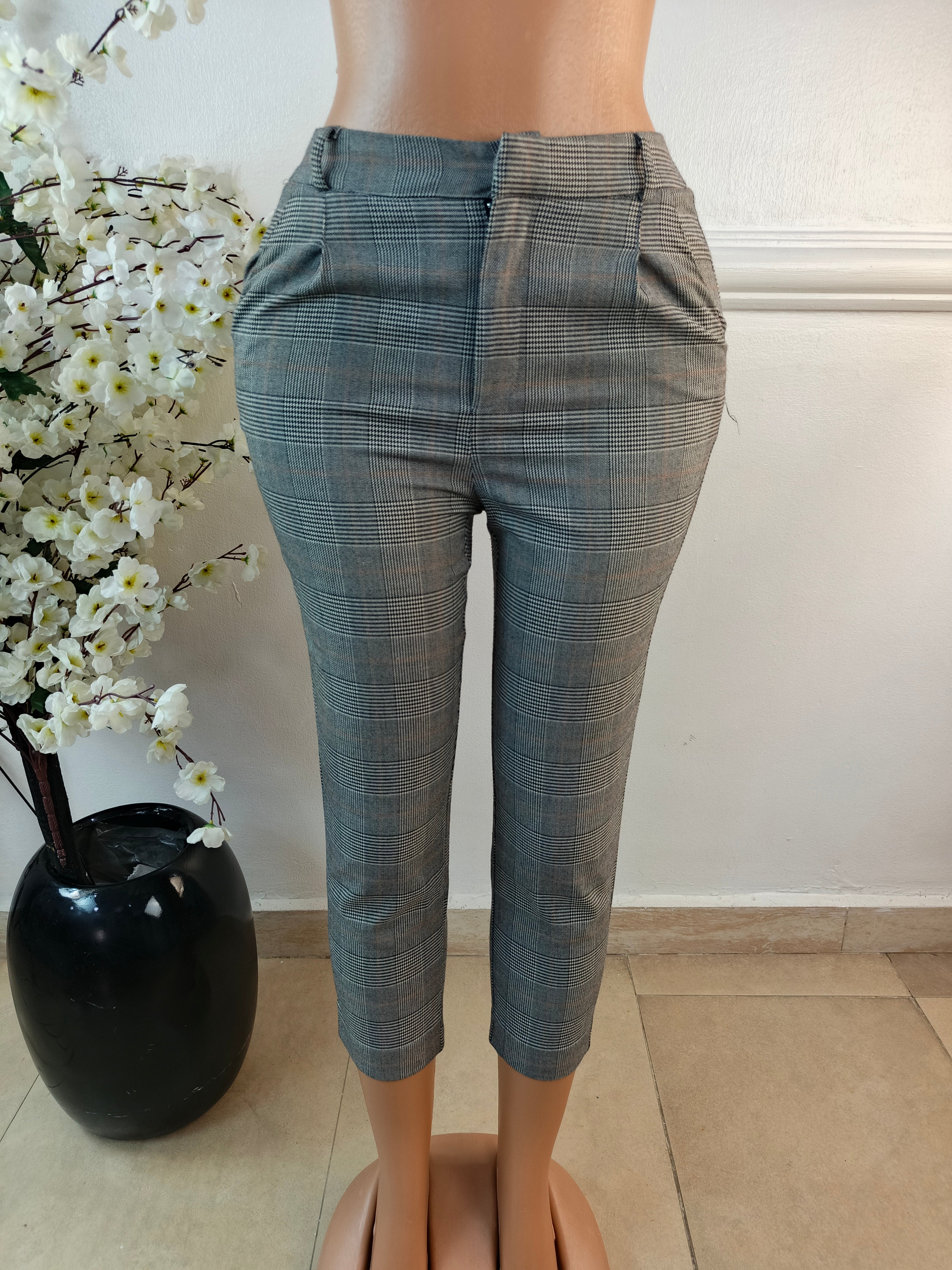 STRANDIVARIUS UK SIZE 8 [LENGTH 35 INCHES]