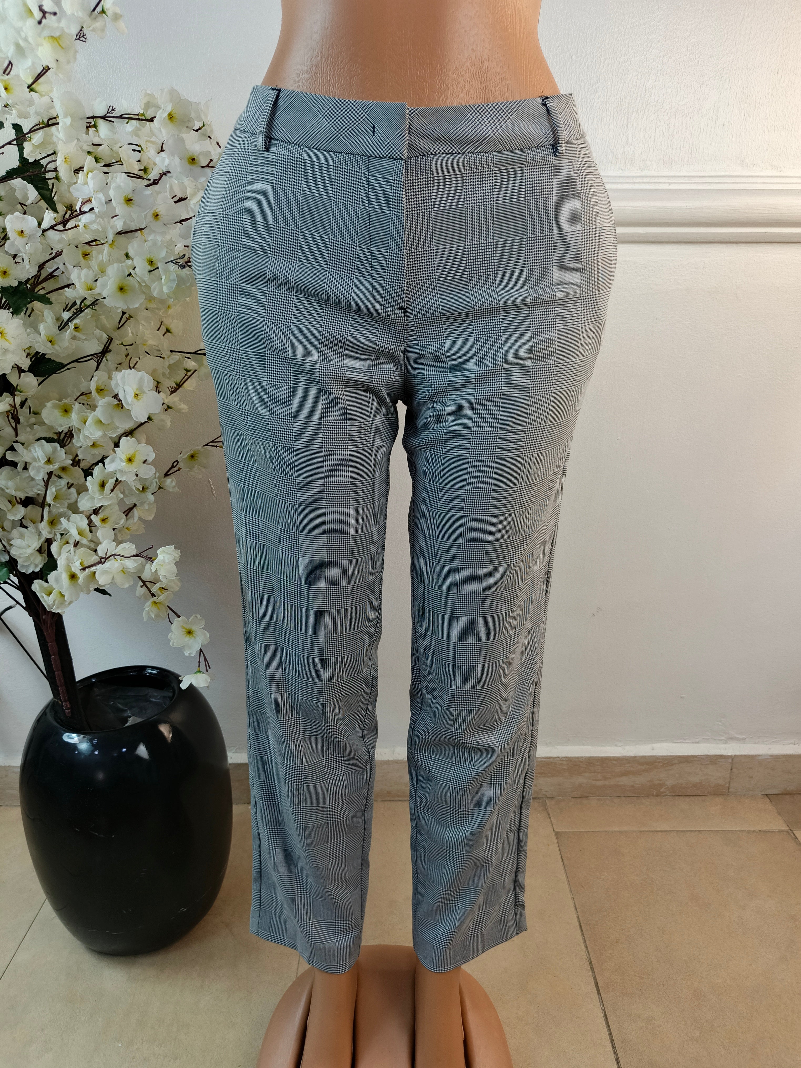 ESMARA UK SIZE 16 [LENGTH 38 INCHES]