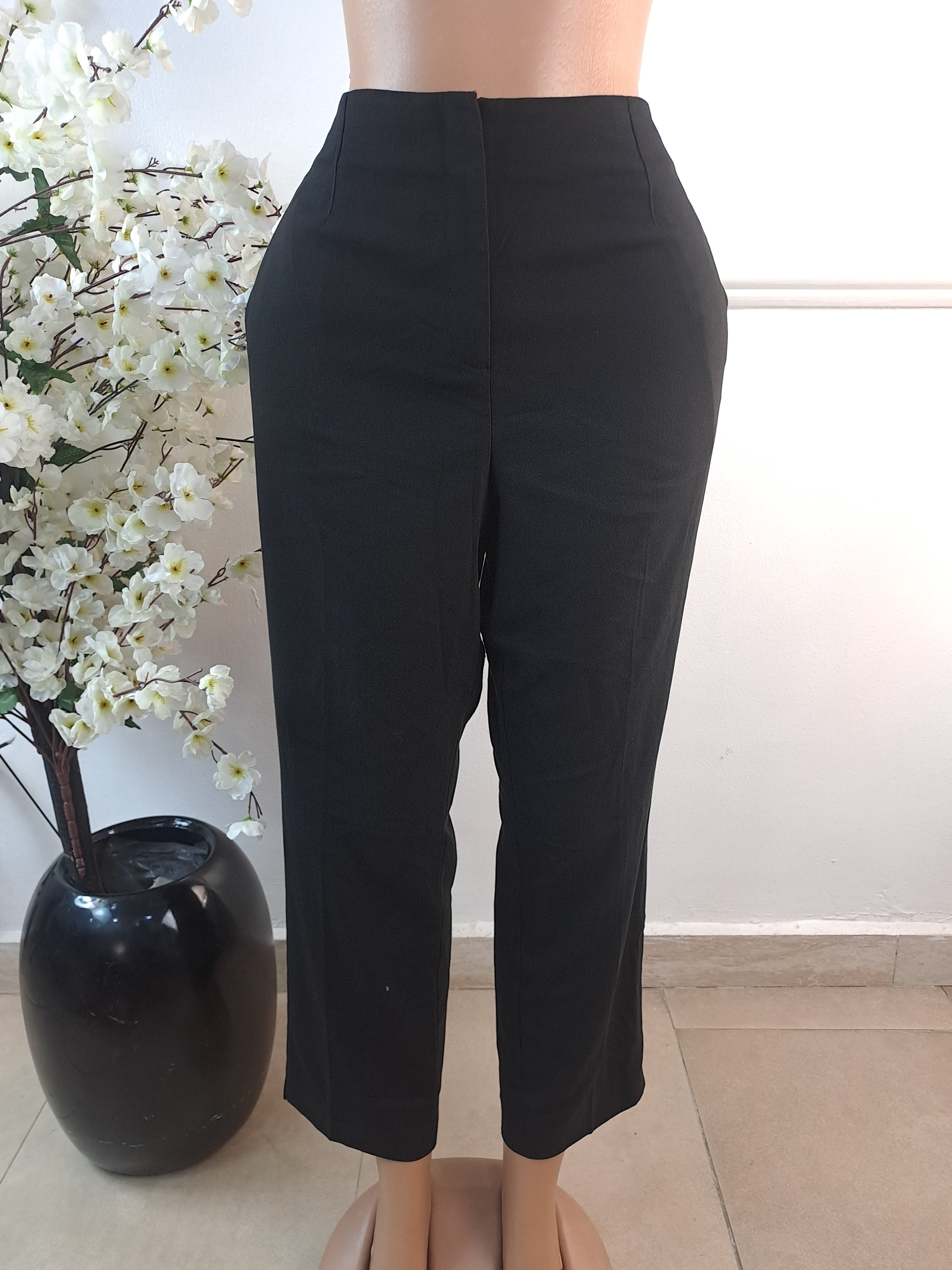 DUNNES UK SIZE 18 [LENGTH 39 INCHES]