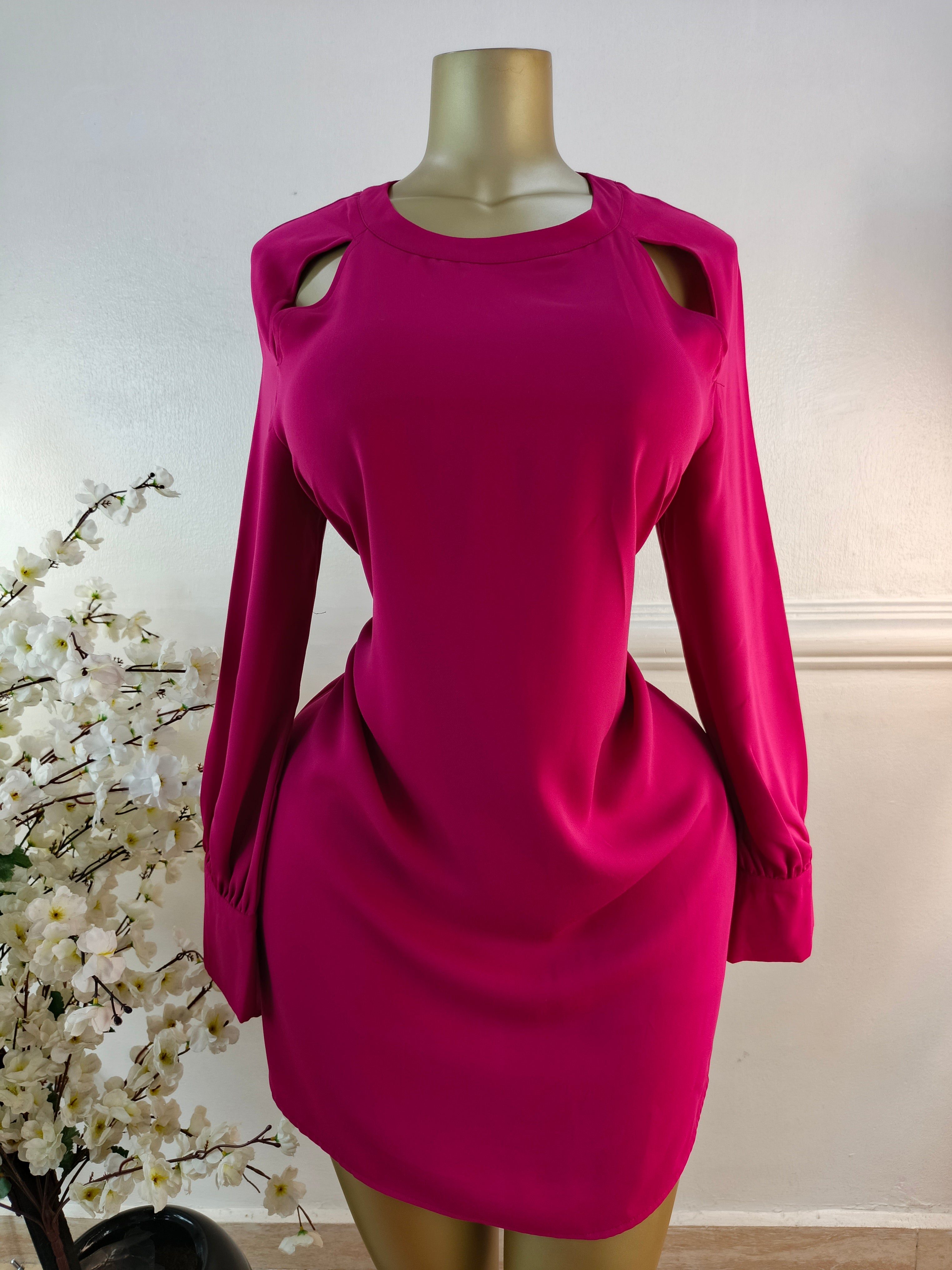 DRESS UK SIZE 14 L36