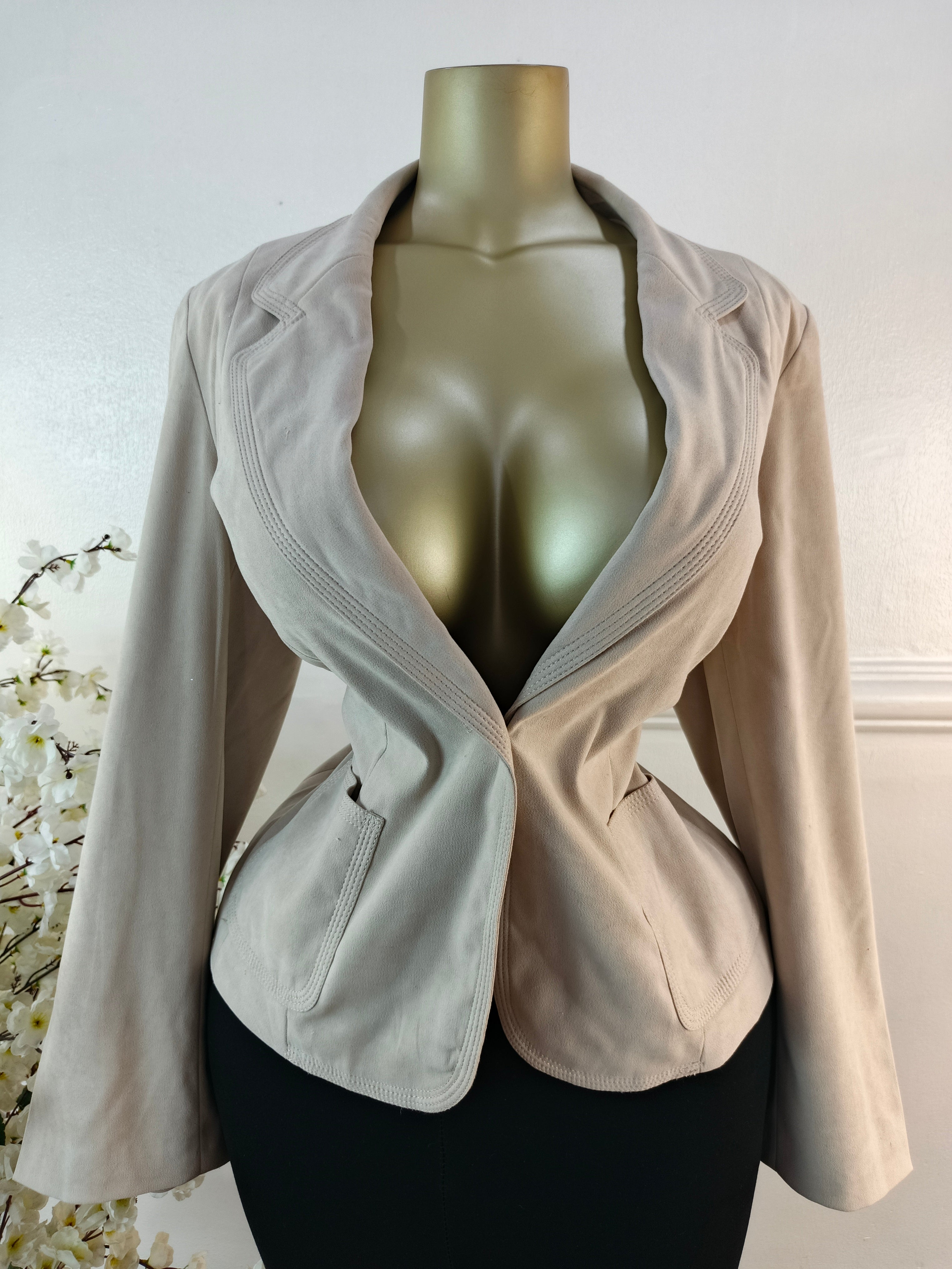 EVIE COLLECTION UK SIZE 16 [LENGTH 25 INCHES]