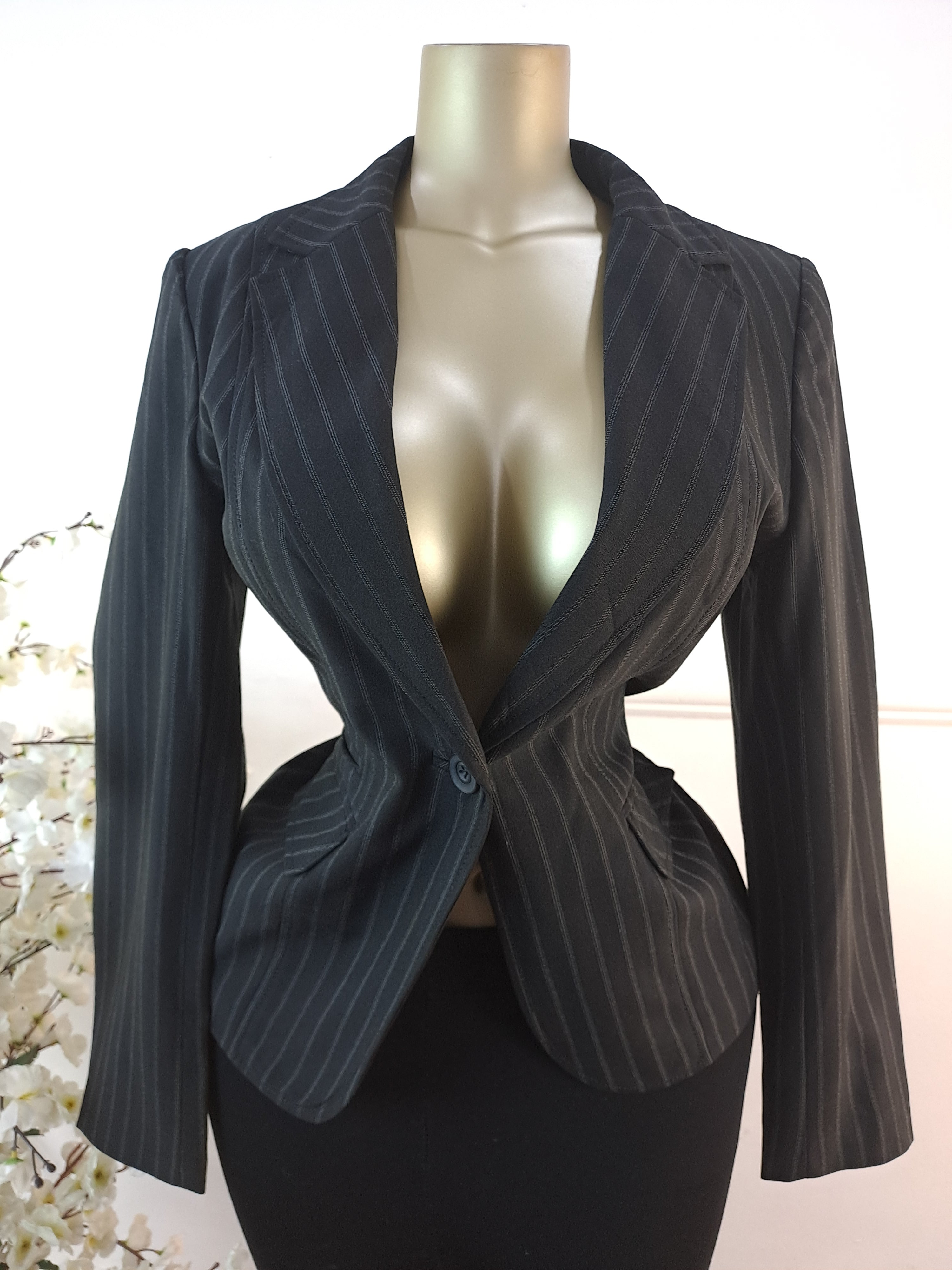 BLAZER UK SIZE 12 [LENGTH 27 INCHES]