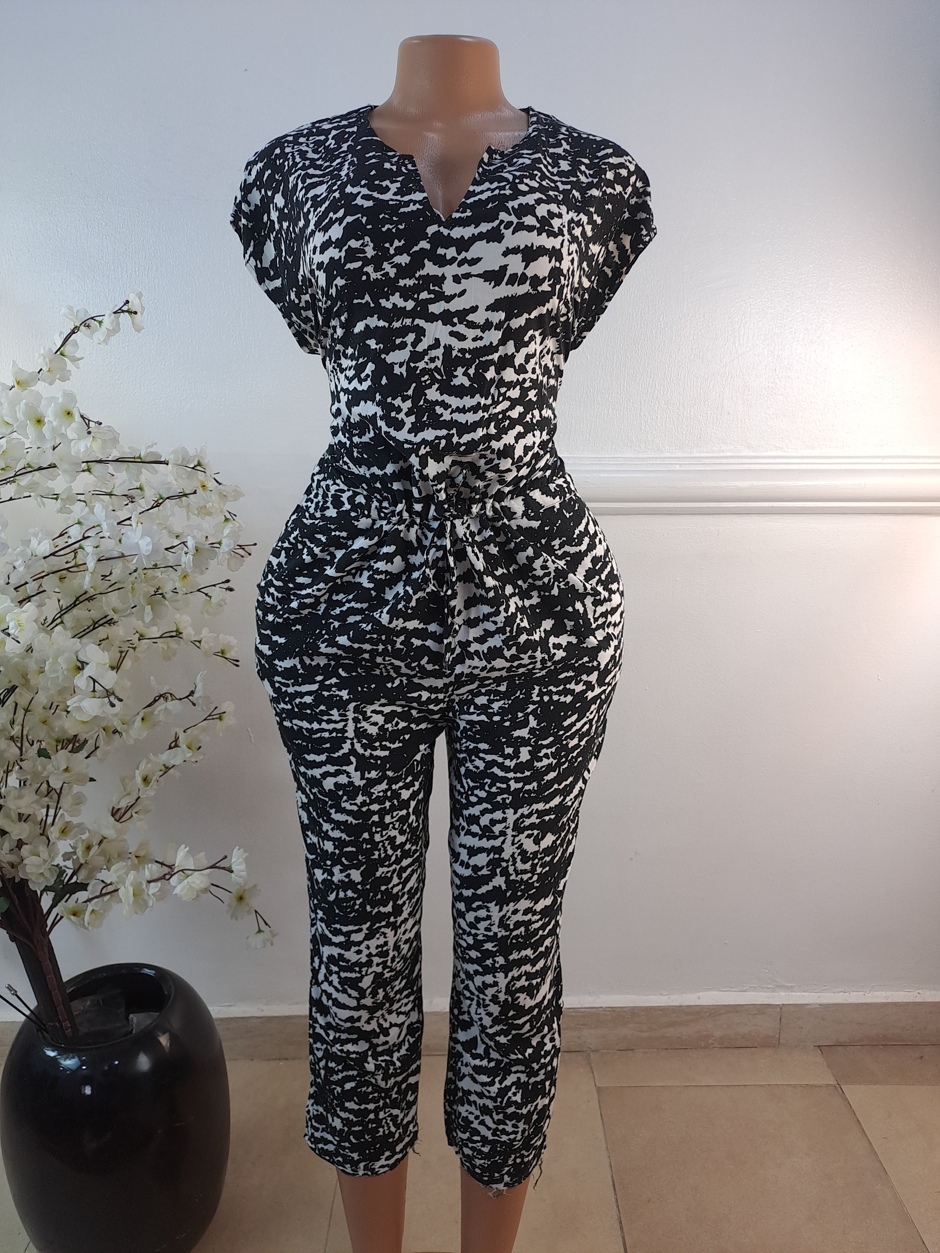PAPAYA UK SIZE 12 [LENGTH 51 INCHES]