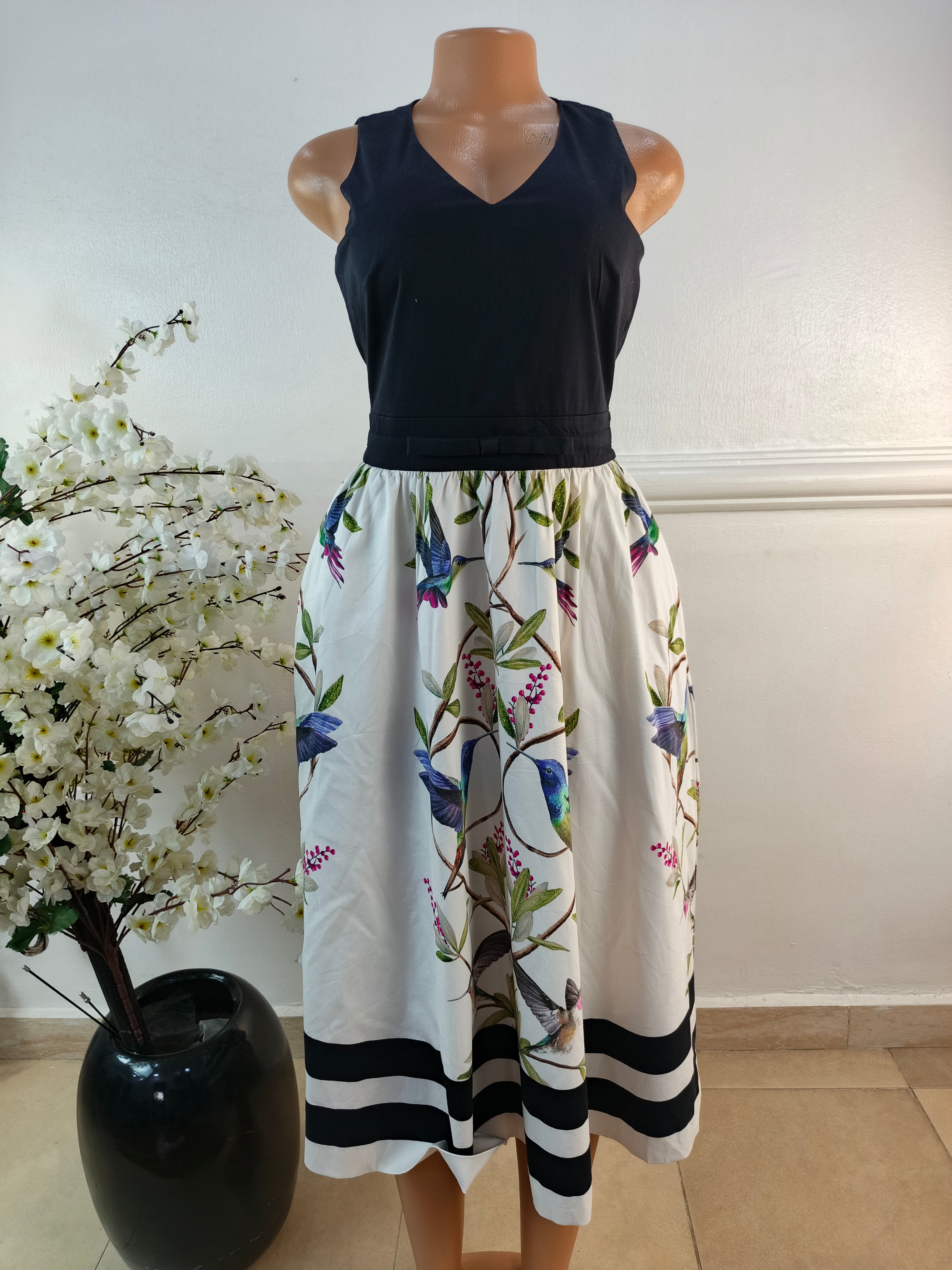 TED BAKER UK SIZE 8 [LENGTH 47 INCHES]