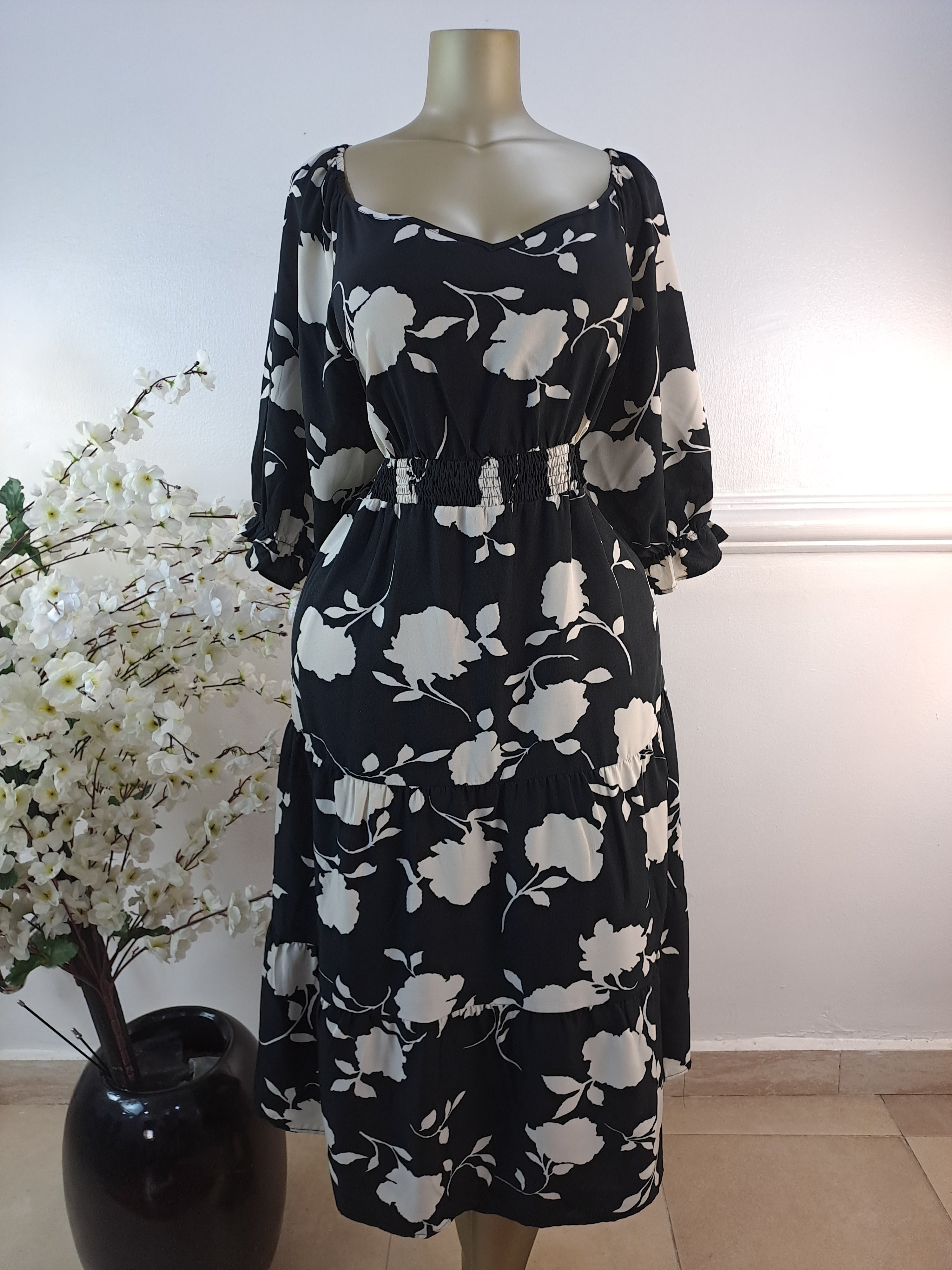 BLOOMCHIC UK SIZE 22 [LENGTH 50 INCHES]