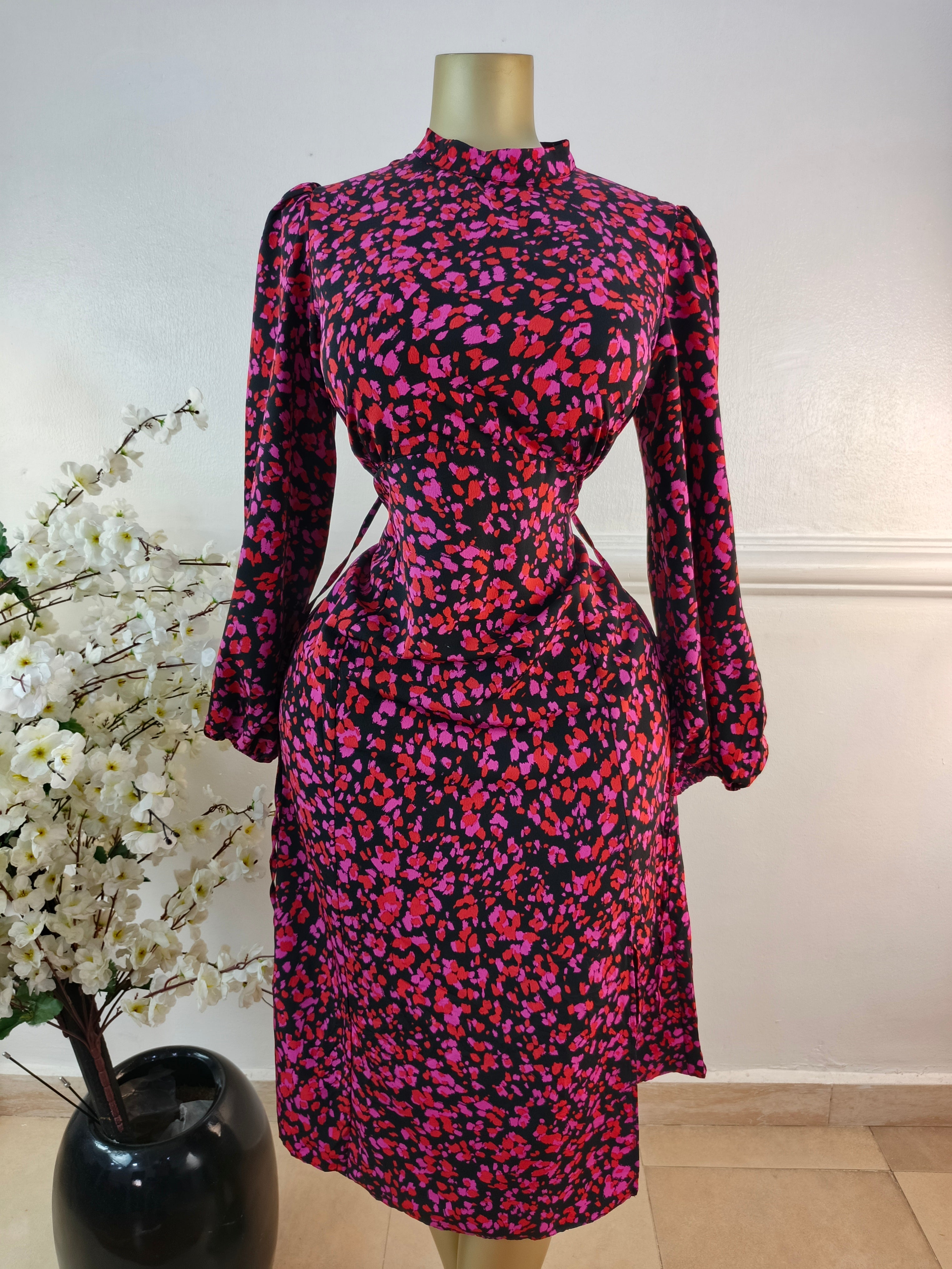 NEW LOOK UK SIZE 12 [LENGTH 50 INCHES]