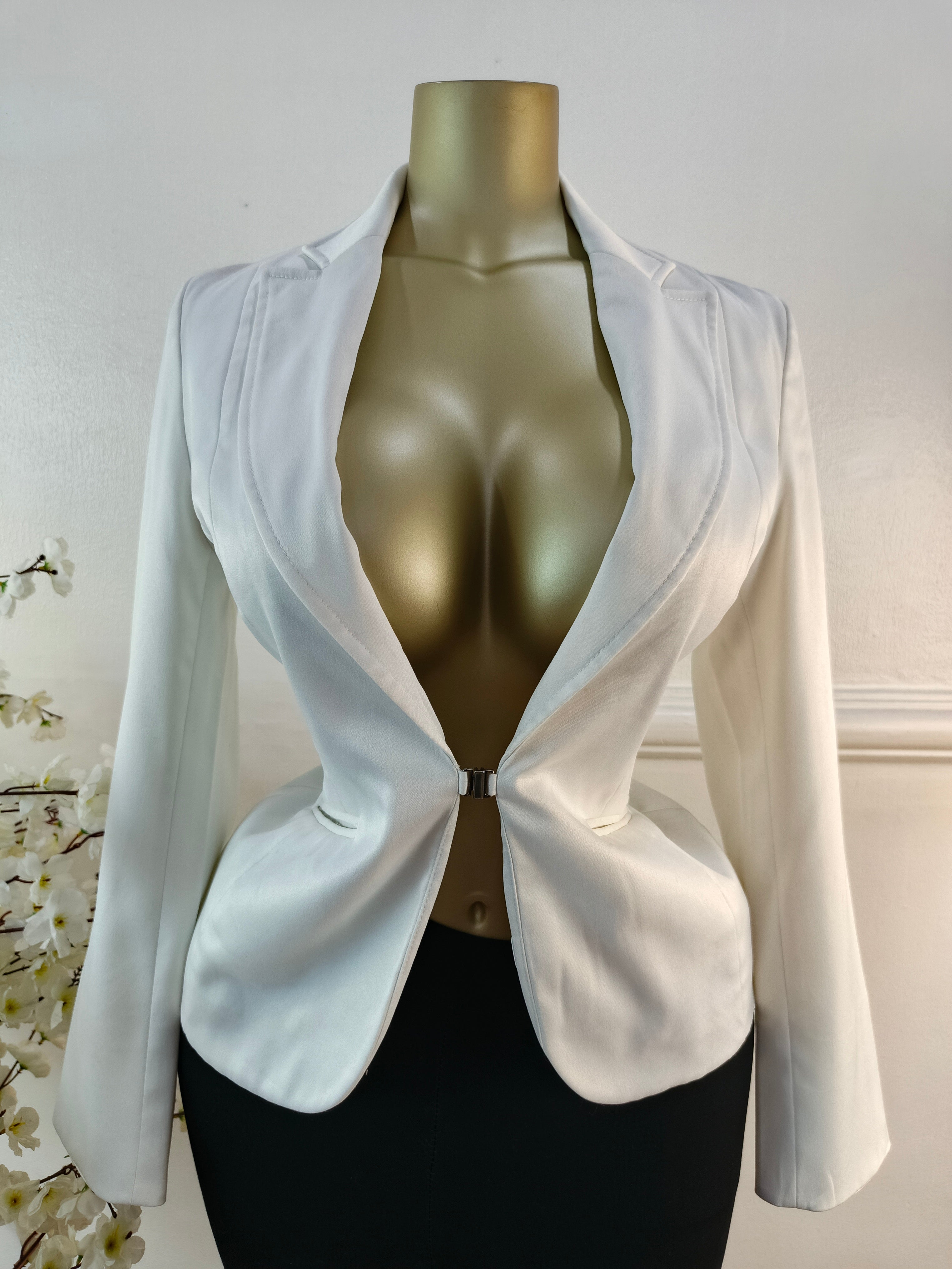 BLAZER UK SIZE 10 [LENGTH 26 INCHES]