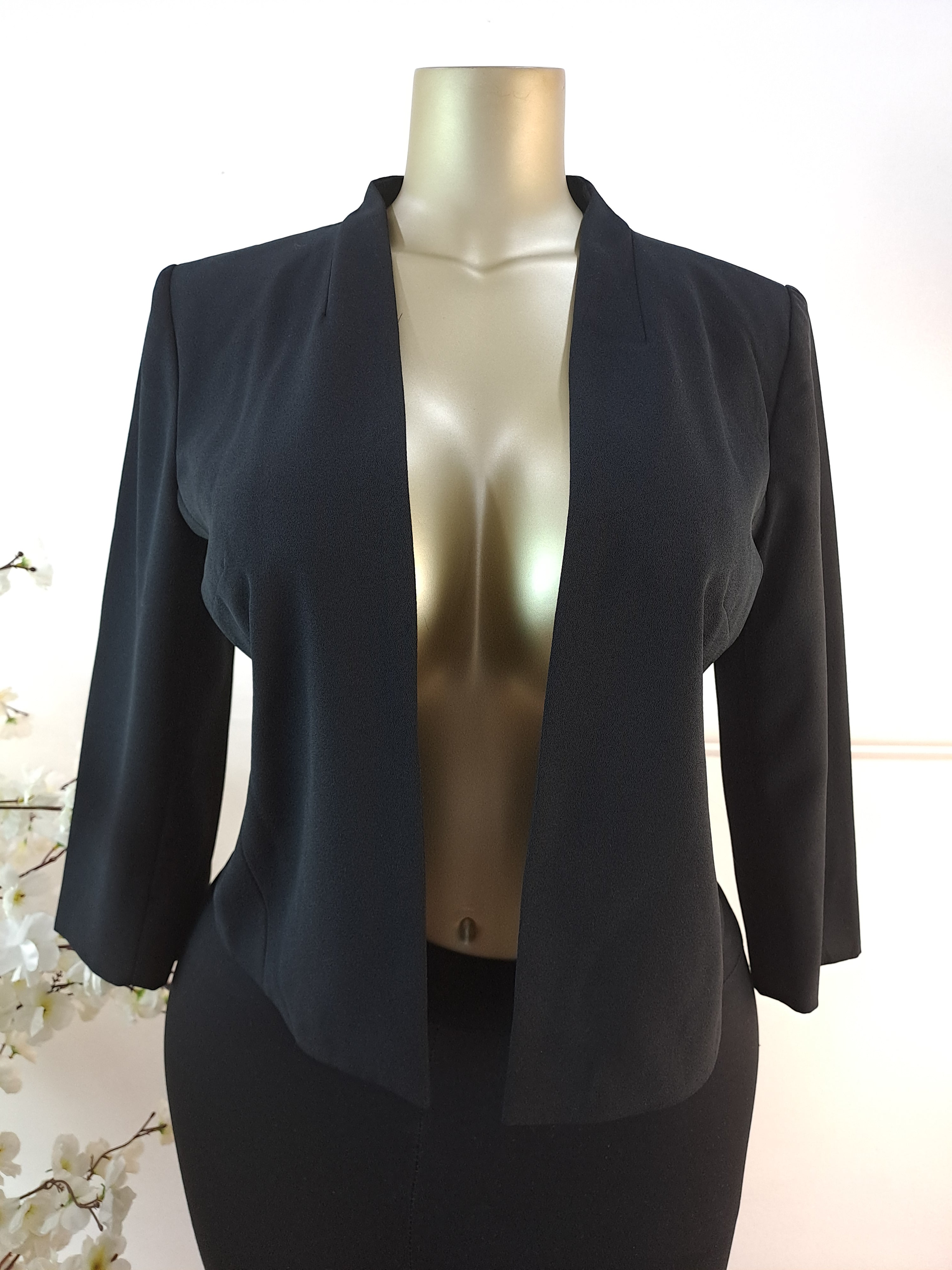 ROMAN UK SIZE 14 [LENGTH 21 INCHES]