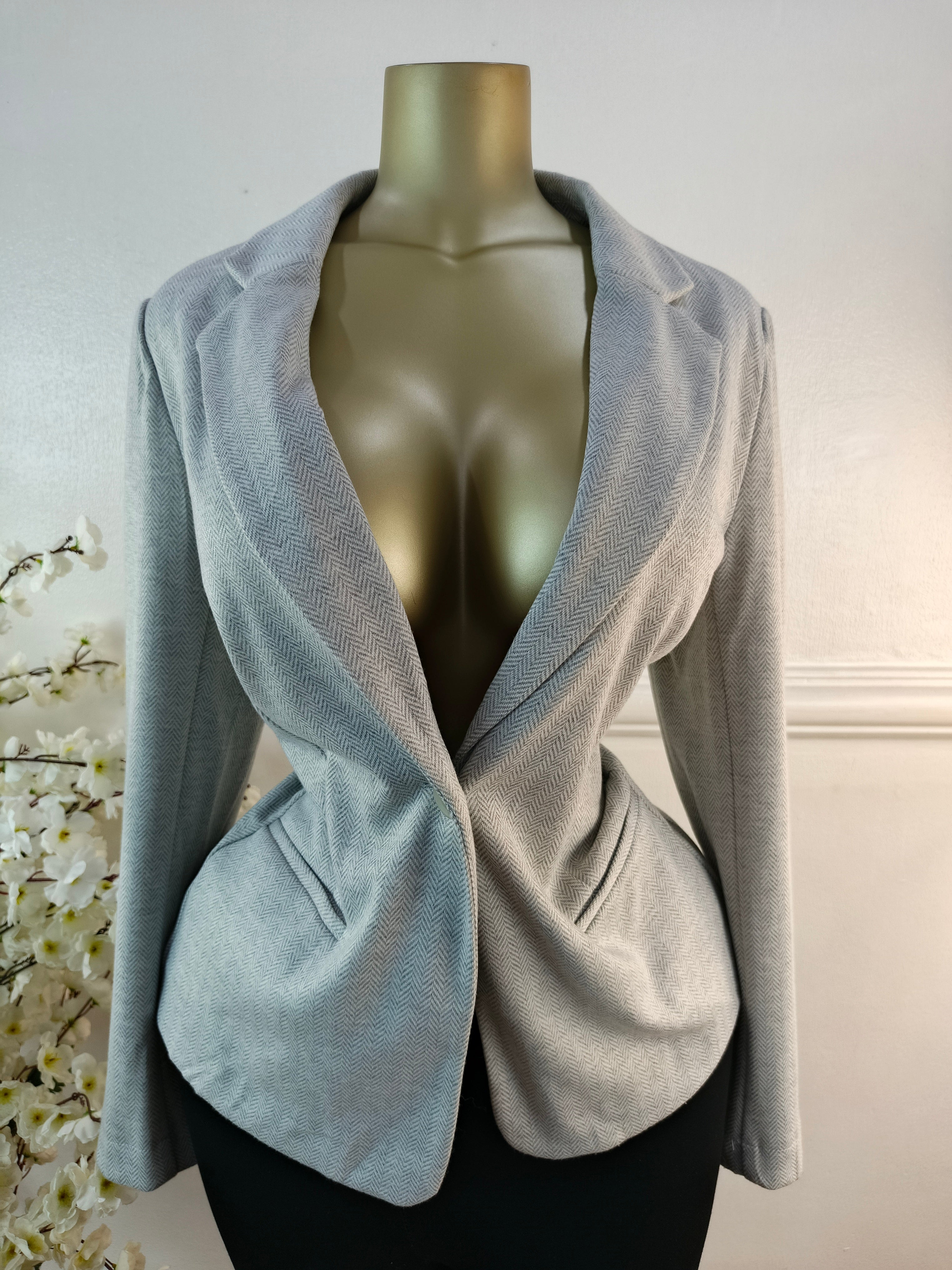 BLAZERS UK SIZE 14 [LENGTH 27 INCHES]