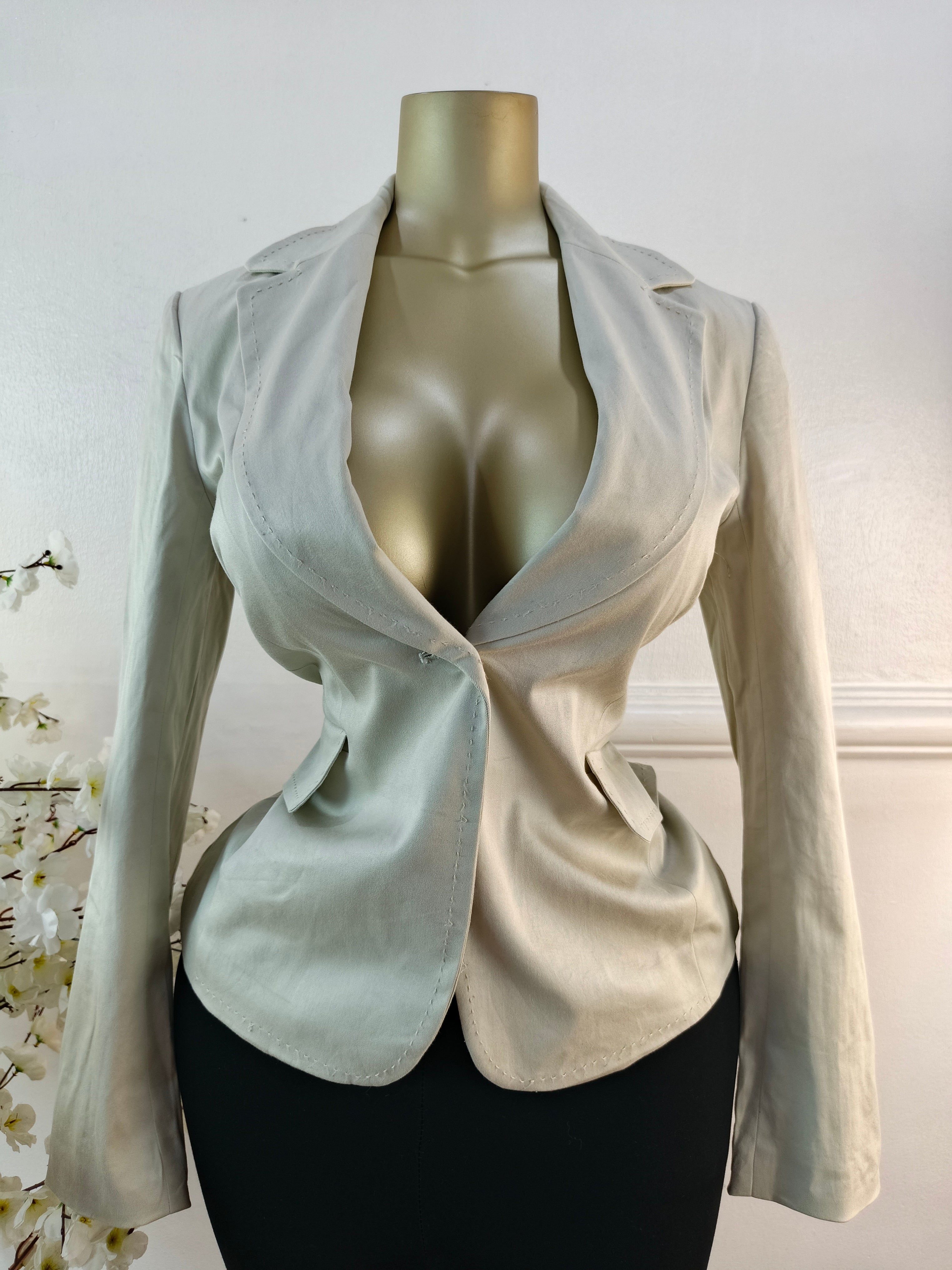BLAZERS UK SIZE 10 [LENGTH 26 INCHES]