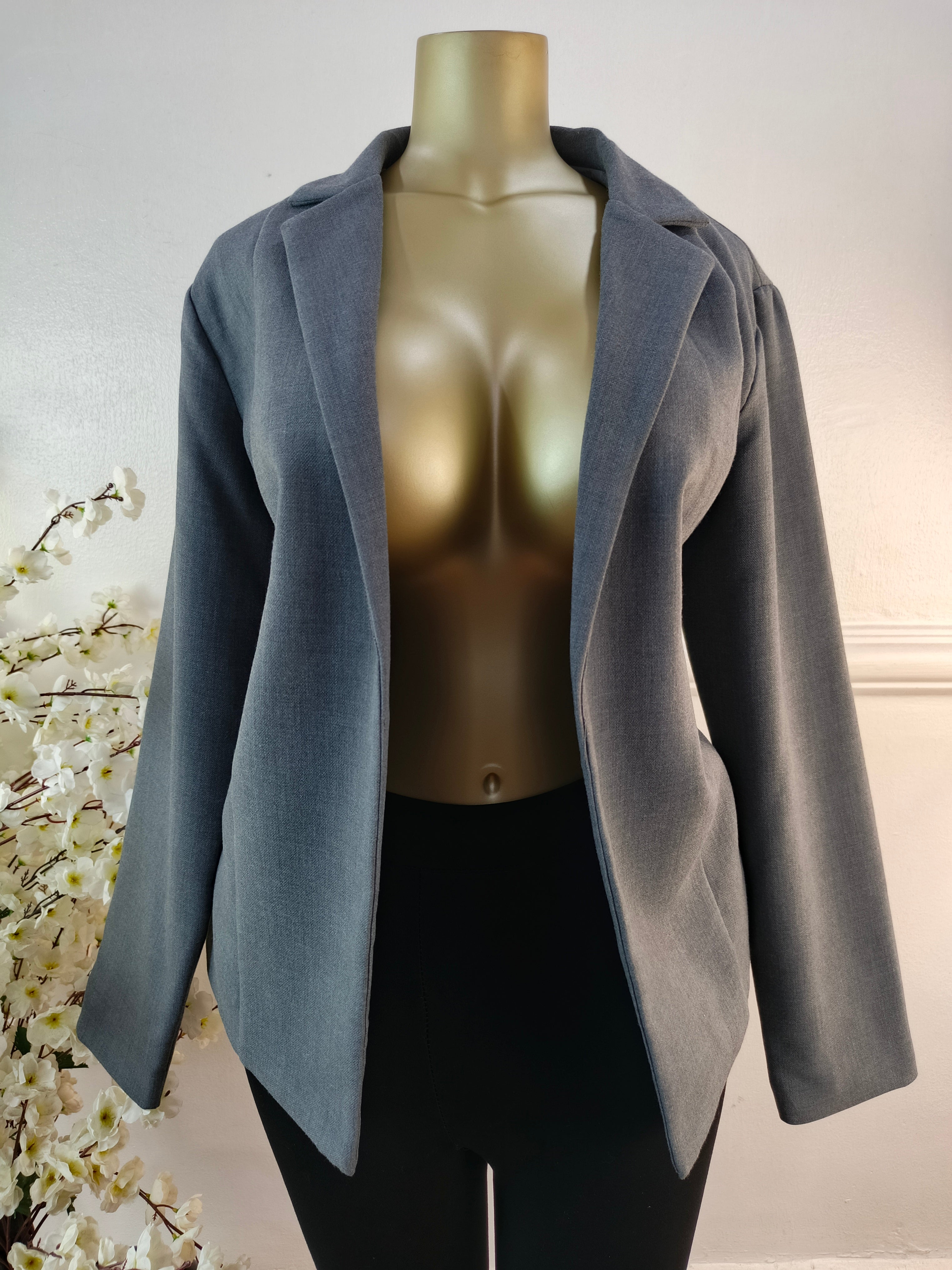 PRETTYLITTLETHING UK SIZE 16 [LENGTH 29 INCHES]