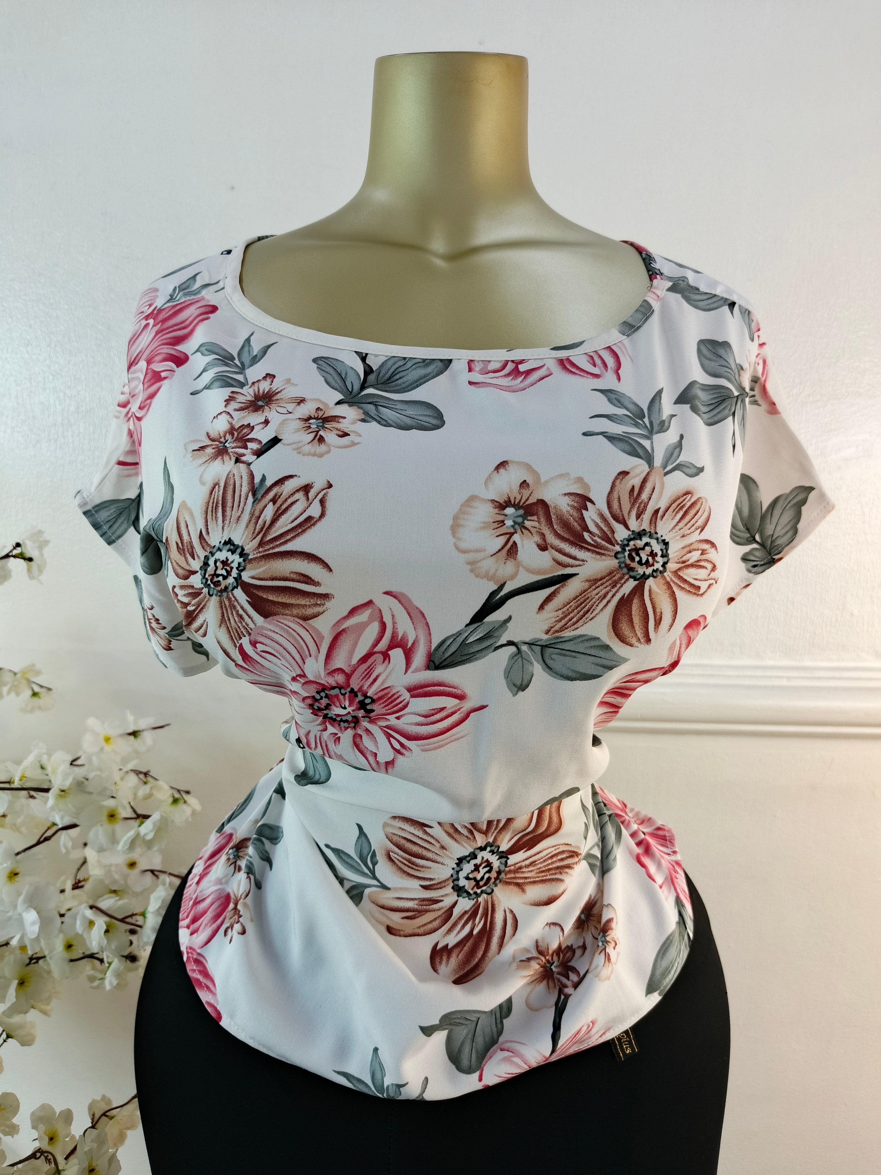 TOP UK SIZE 18