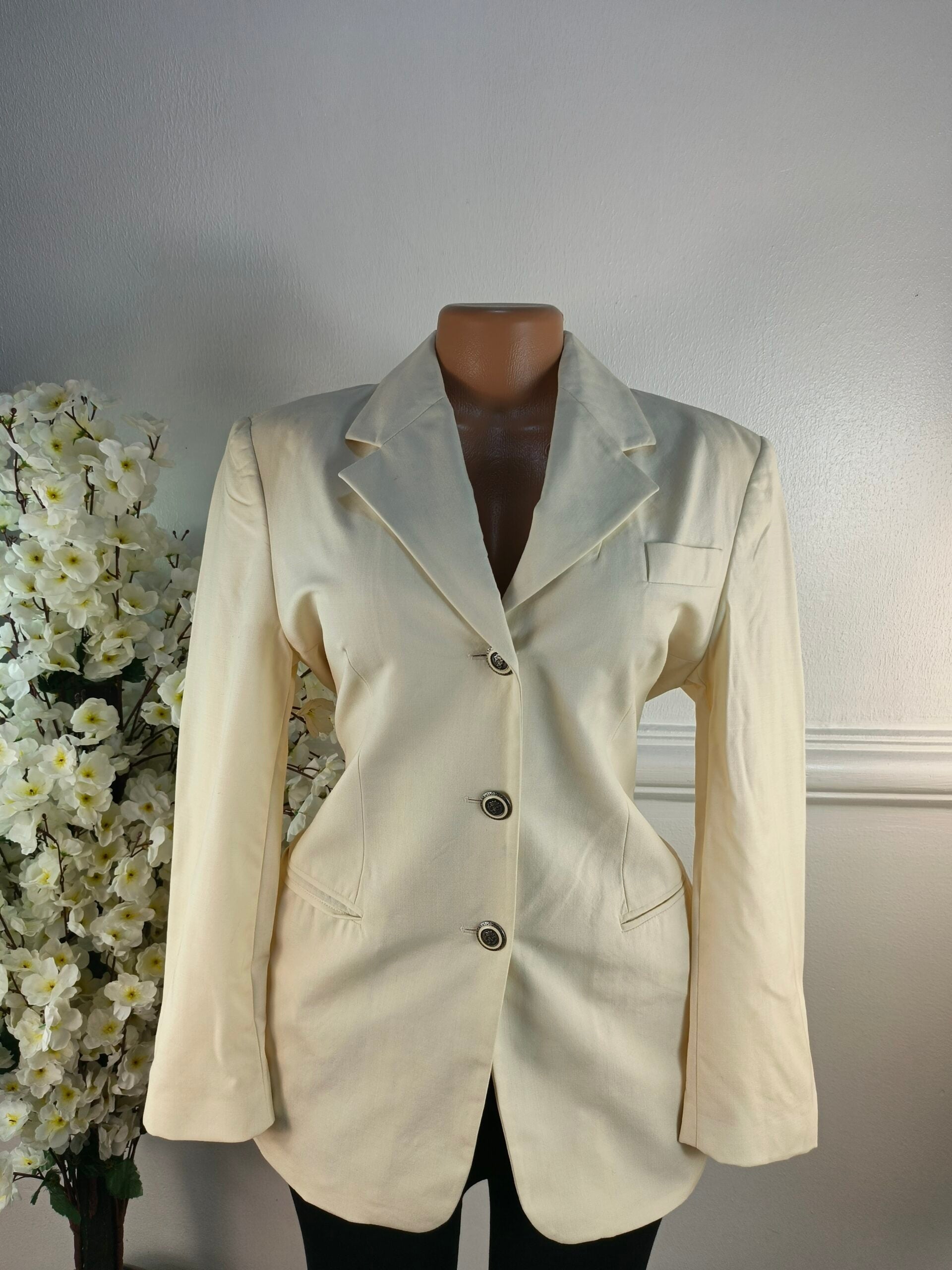 WOOLMARK UK SIZE 12 [LENGTH 28 INCHES, CREAM] image 0