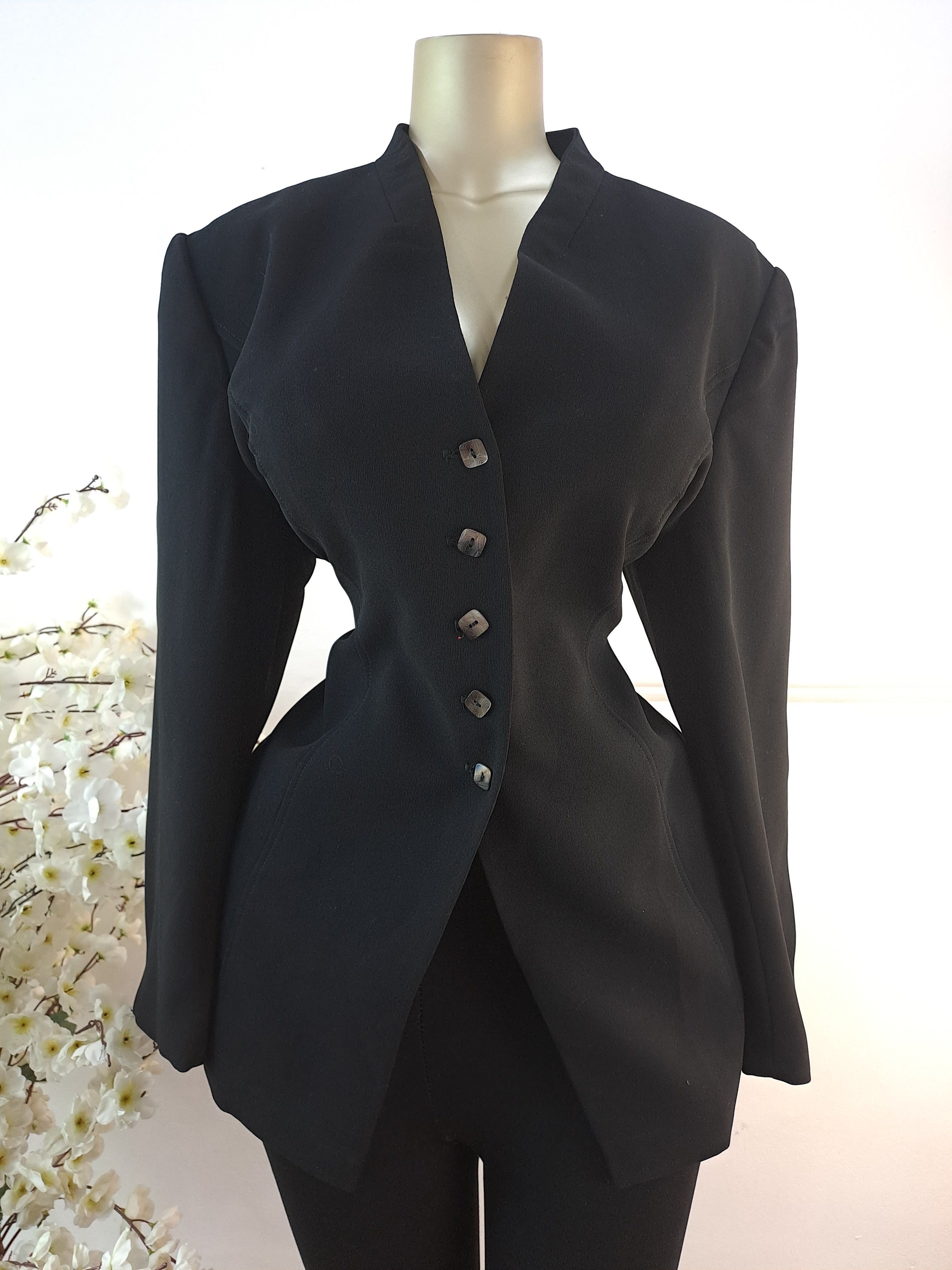 JACQUES VERT UK SIZE 20 [LENGTH 32 INCHES]