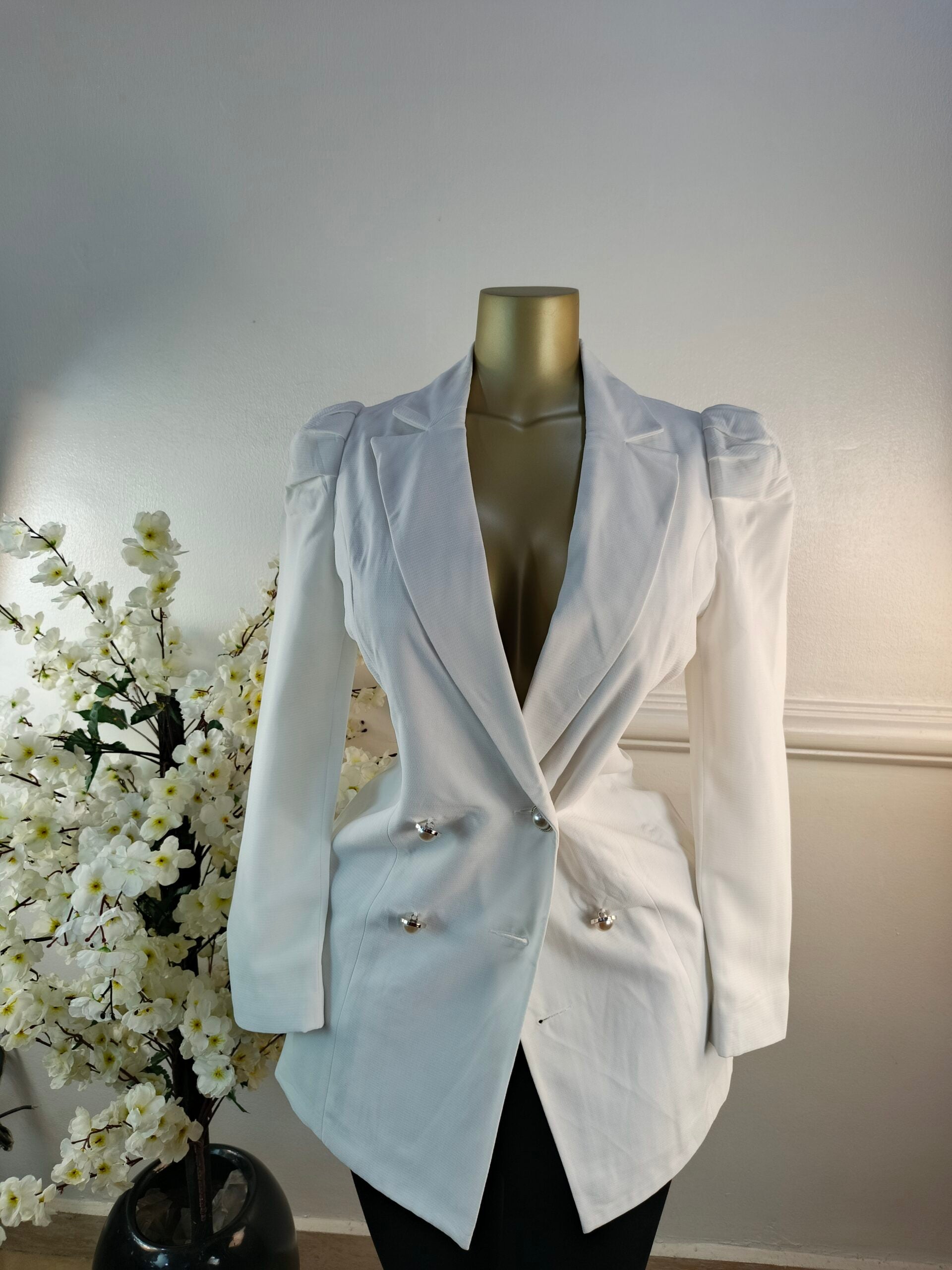 PRIMARK UK SIZE 10 [LENGTH 33 INCHES, WHITE] image 0