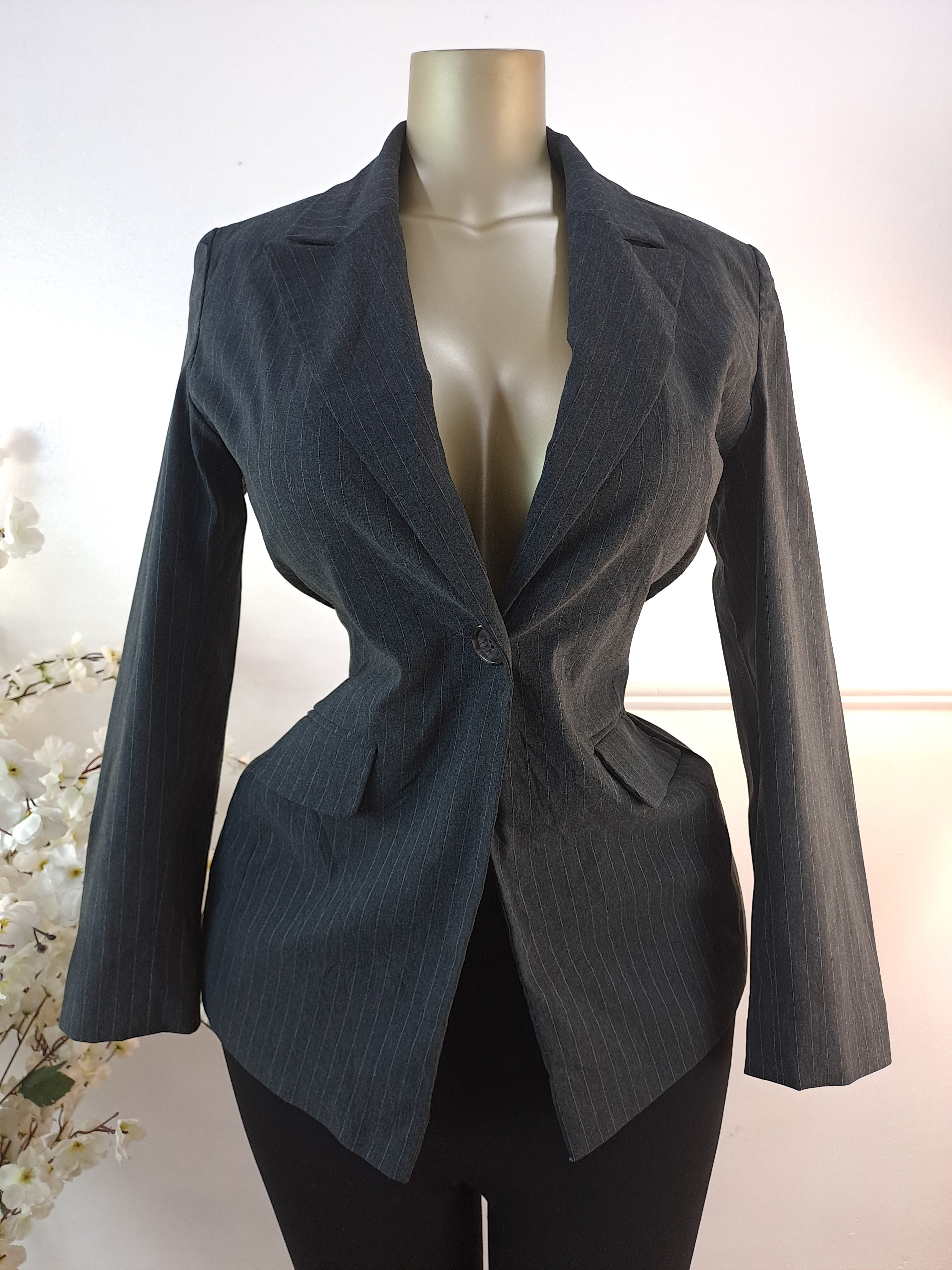 BLAZER UK SIZE 8 [LENGTH 28 INCHES]