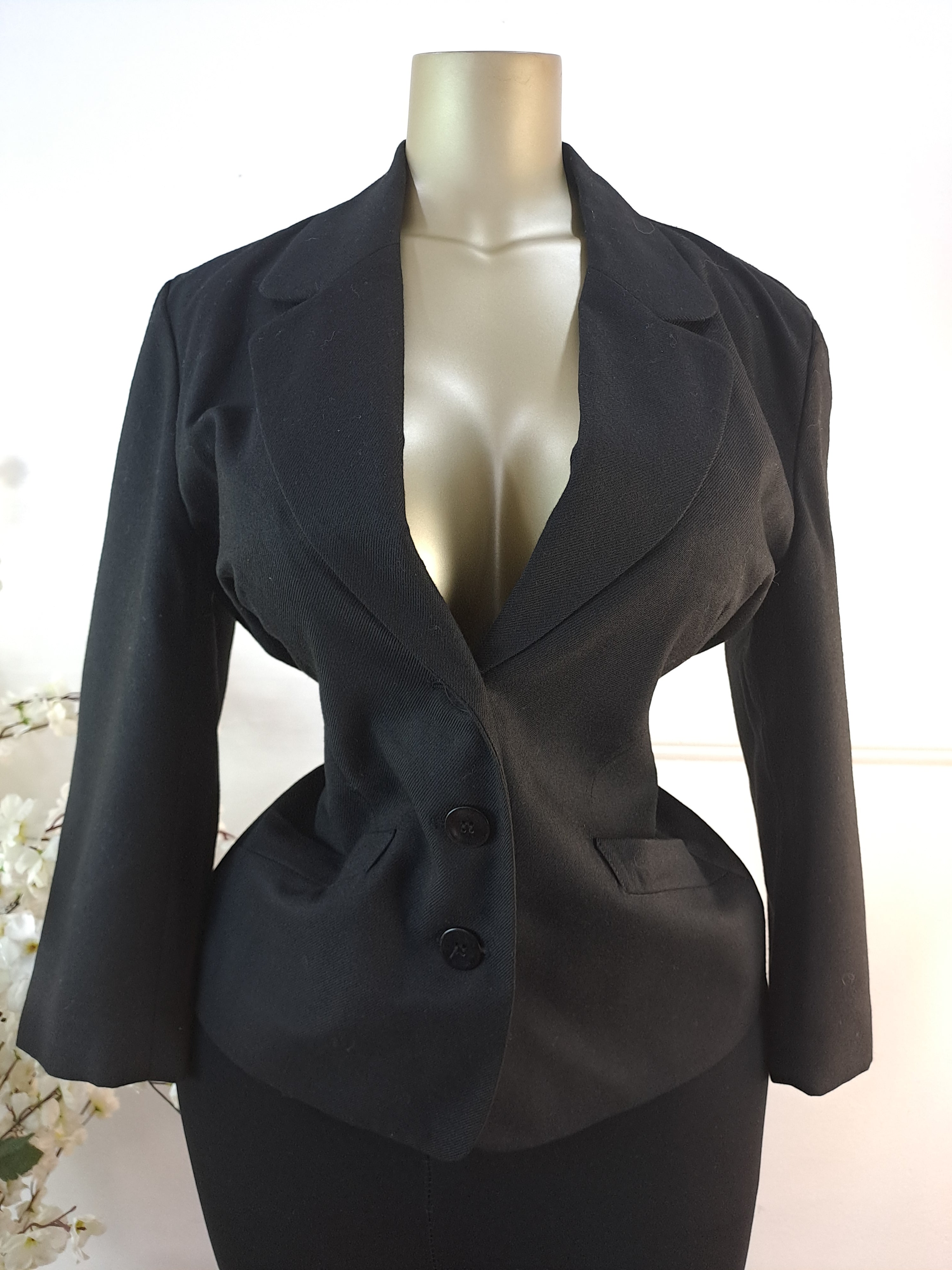 BLAZER UK SIZE 14 [LENGTH 26 INCHES]