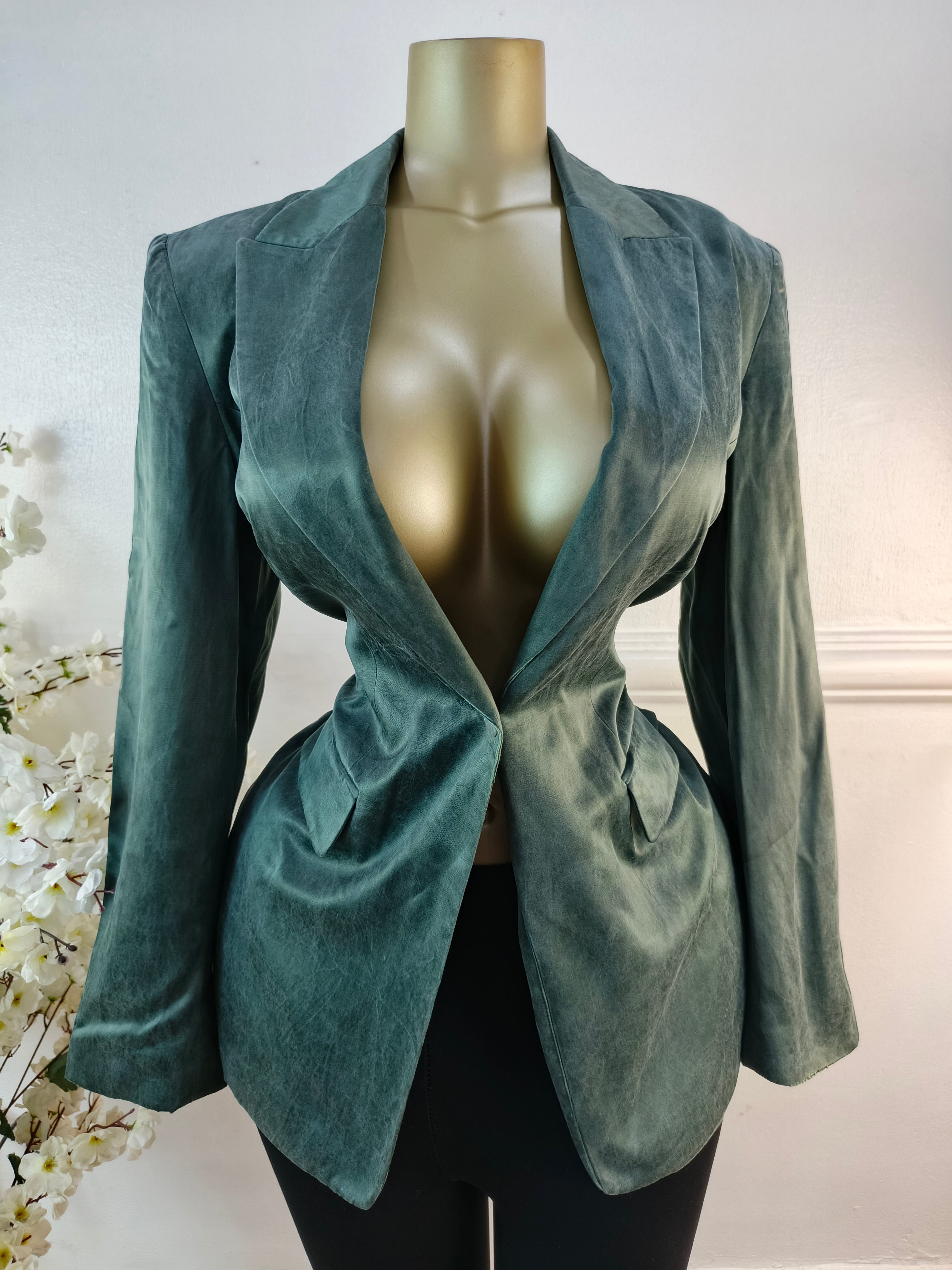 BLAZER UK SIZE 12 [LENGTH 30 INCHES]
