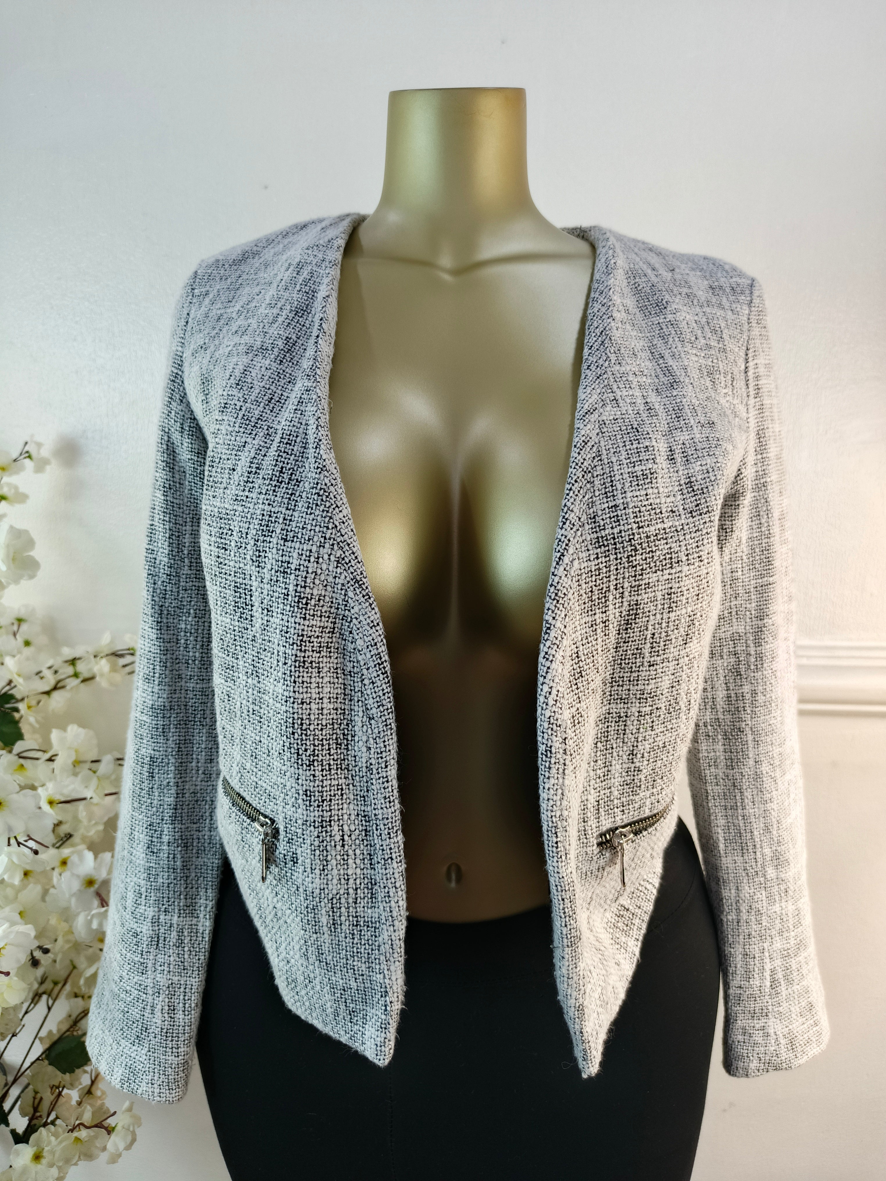 TOPSHOP UK SIZE 6 [LENGTH 22 INCHES]