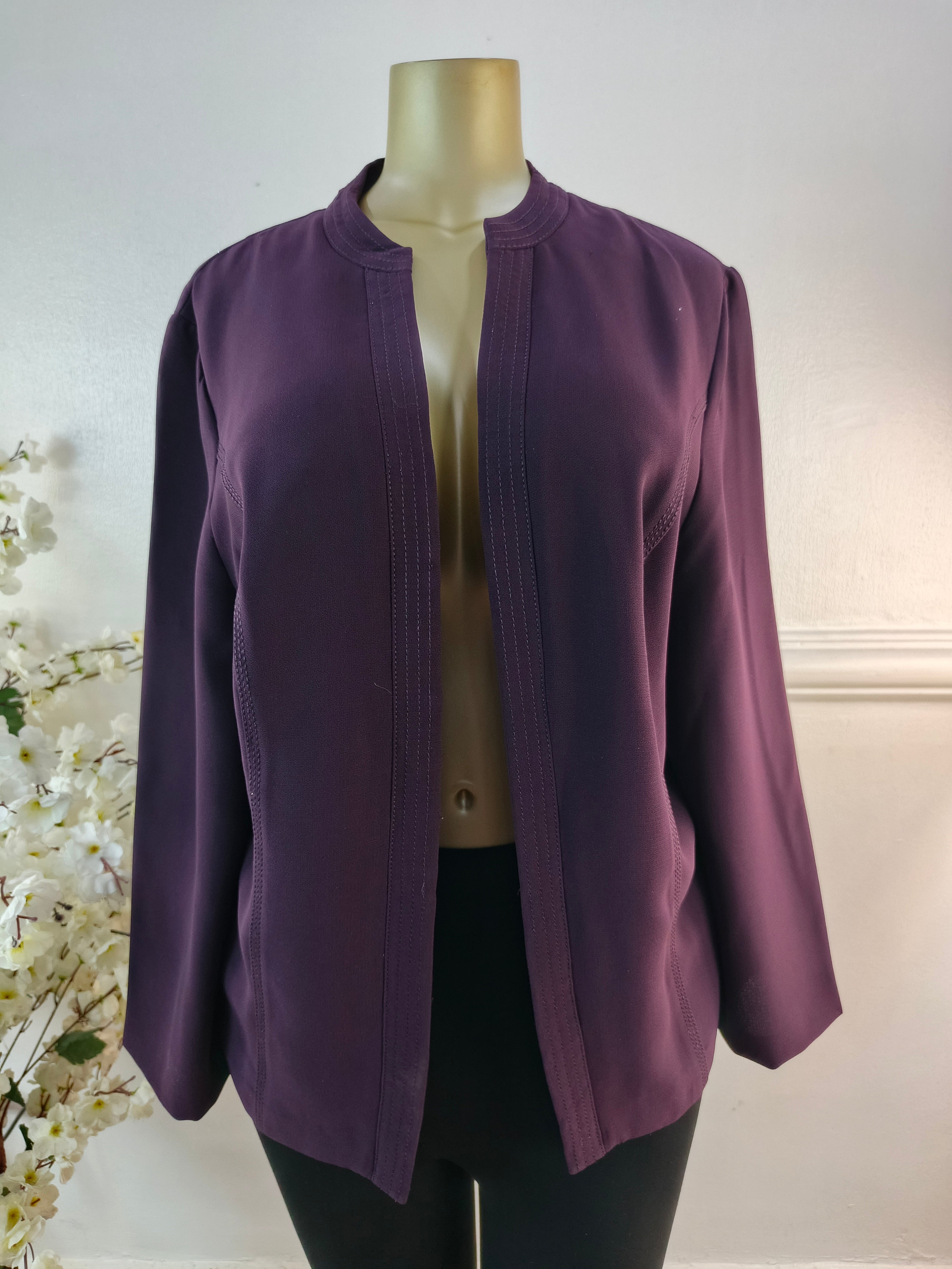 ANN HARVEY UK SIZE 22 [LENGTH 29 INCHES]